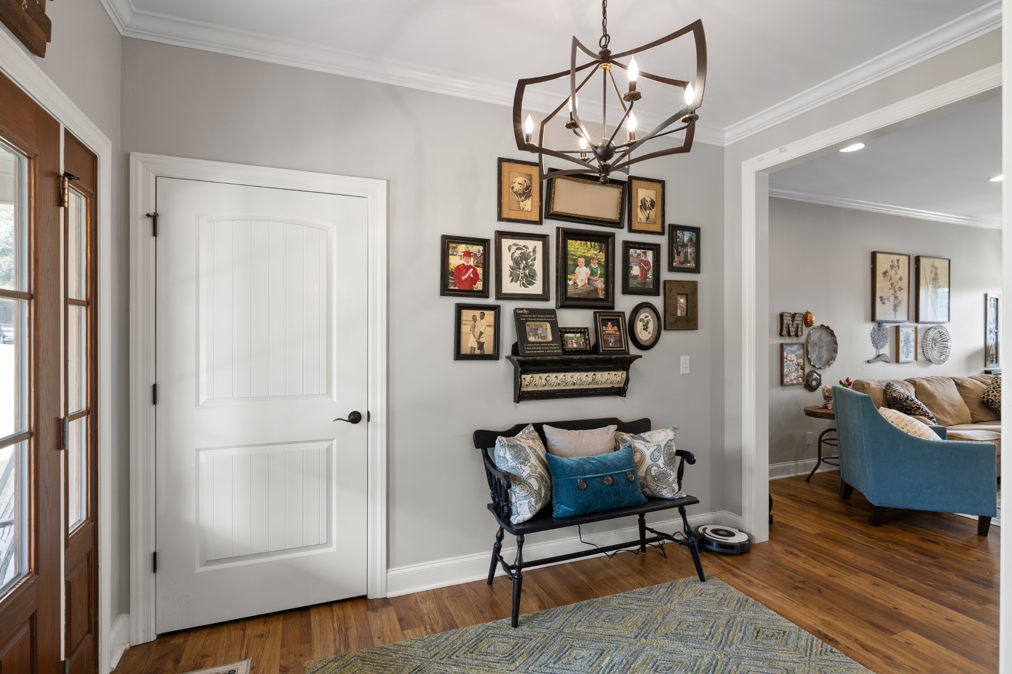 122 Laurelwood Dr