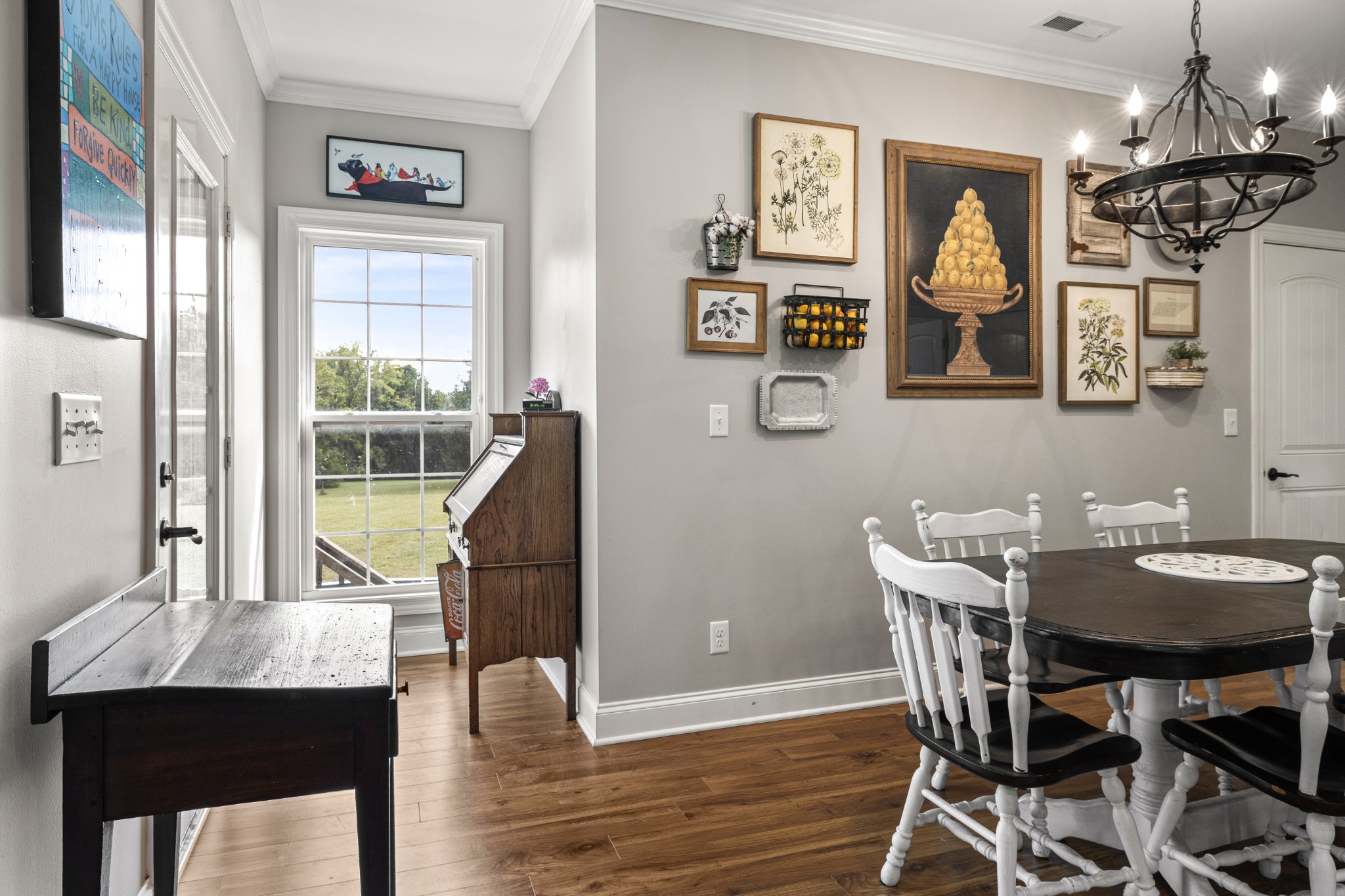 122 Laurelwood Dr