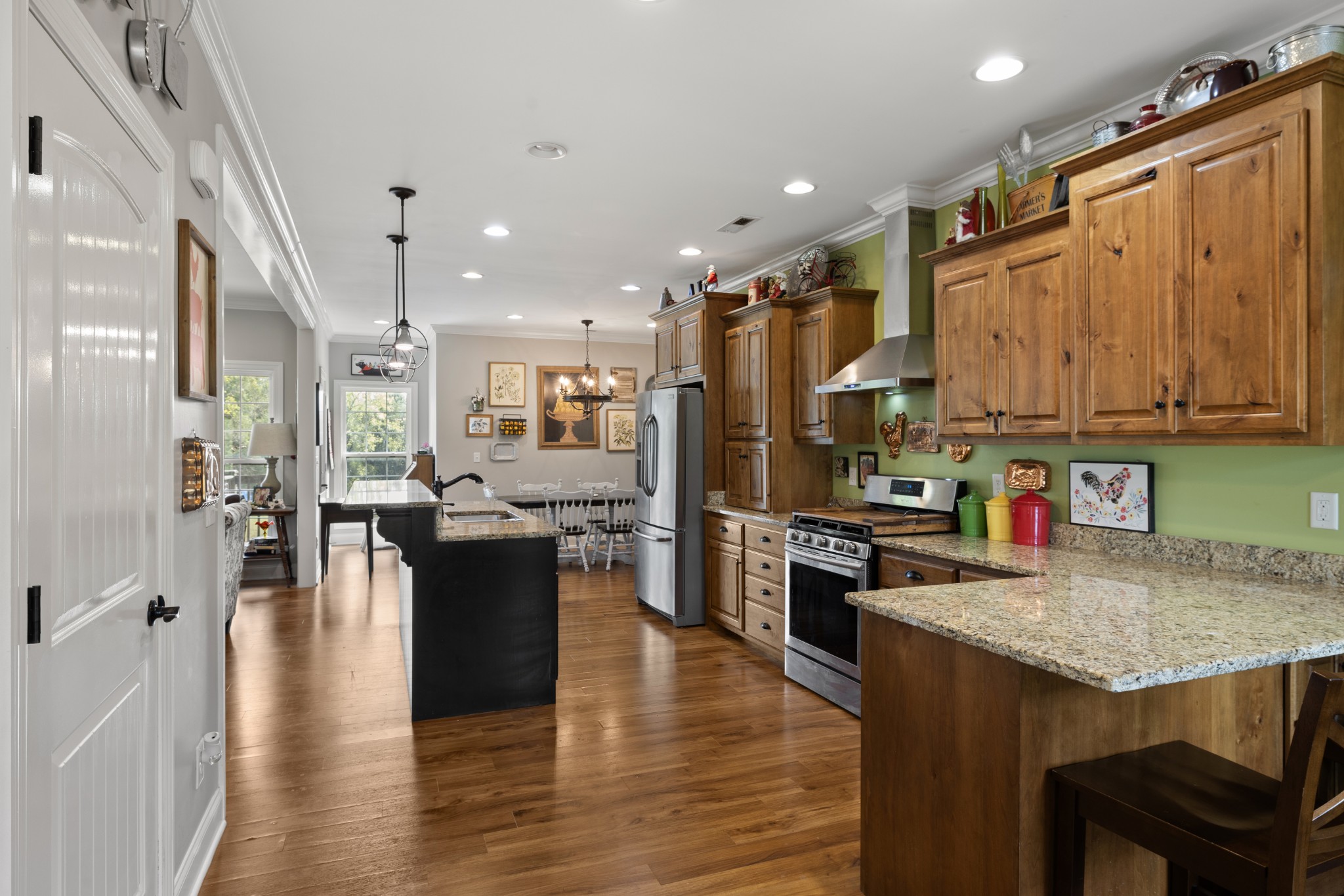 122 Laurelwood Dr