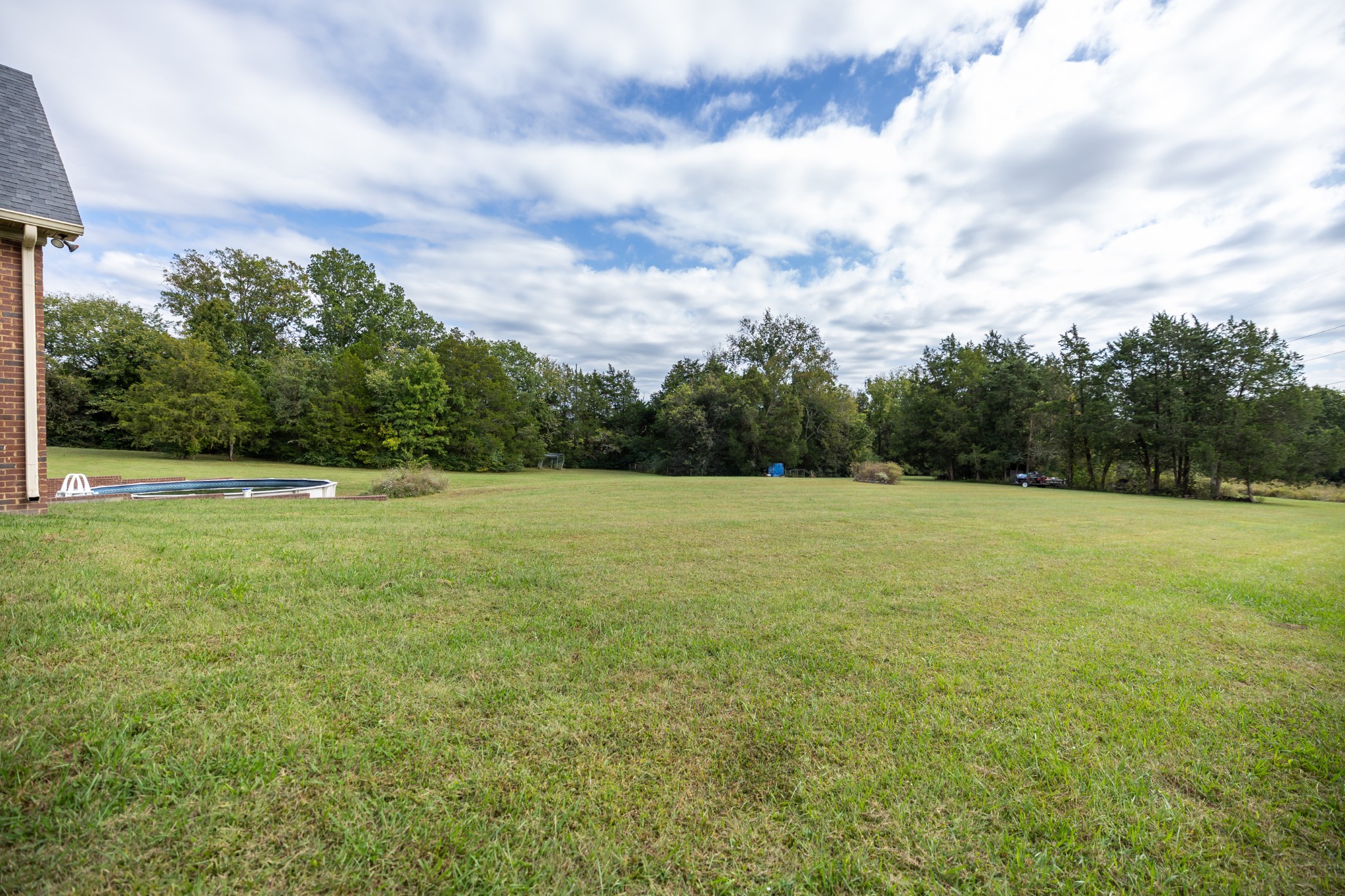 122 Laurelwood Dr
