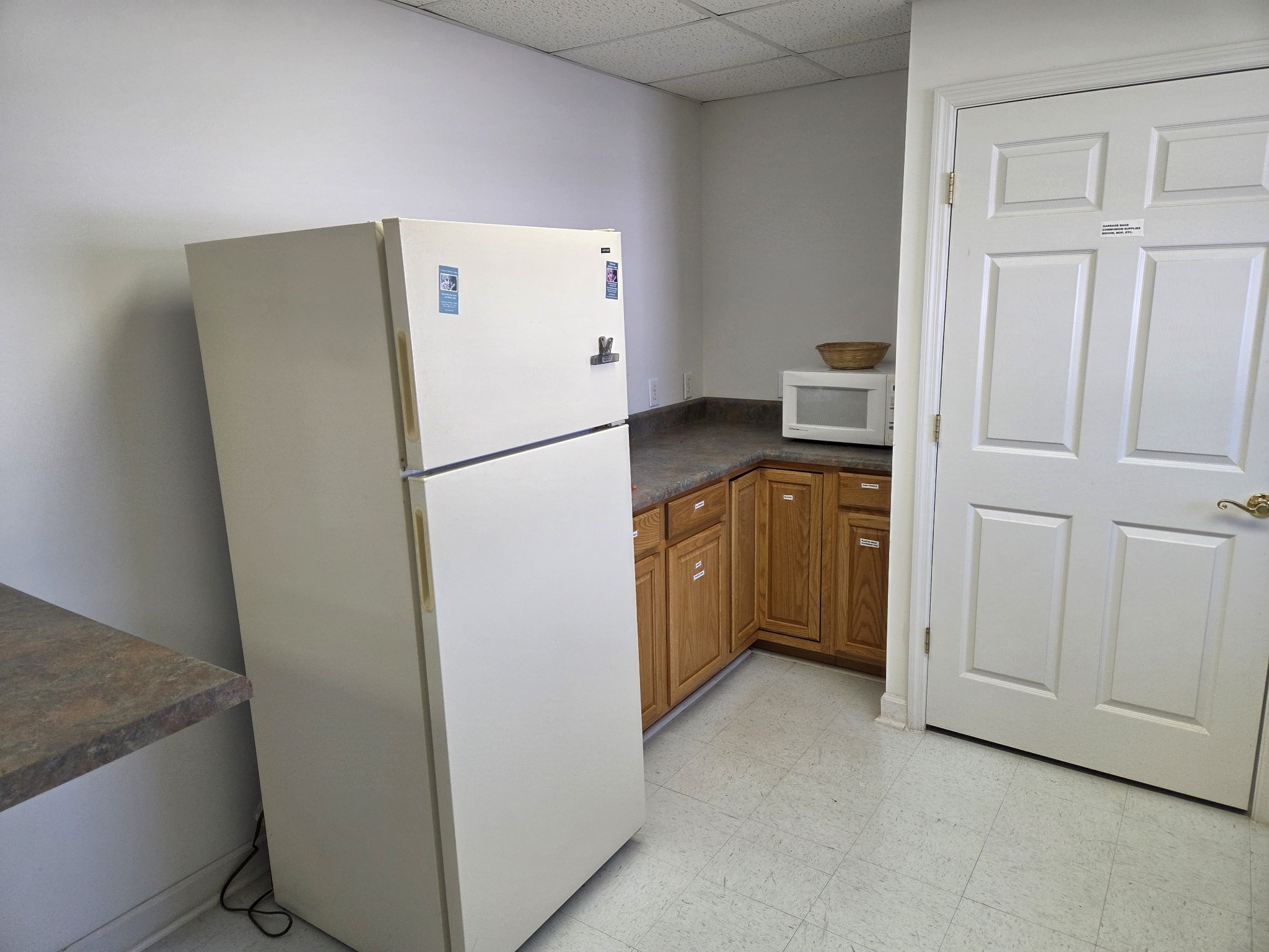 1000 Dinah Shore Blvd