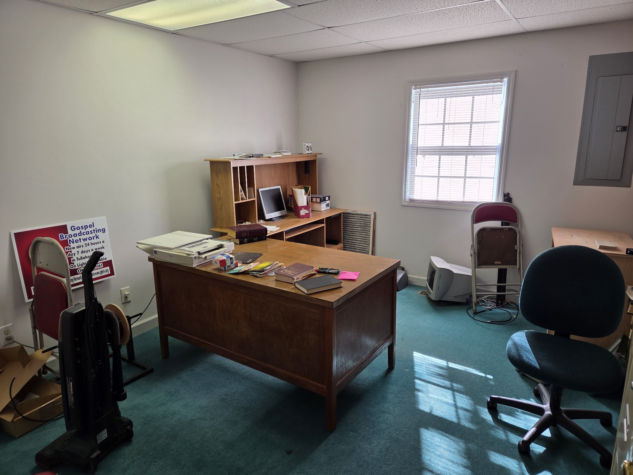 1000 Dinah Shore Blvd