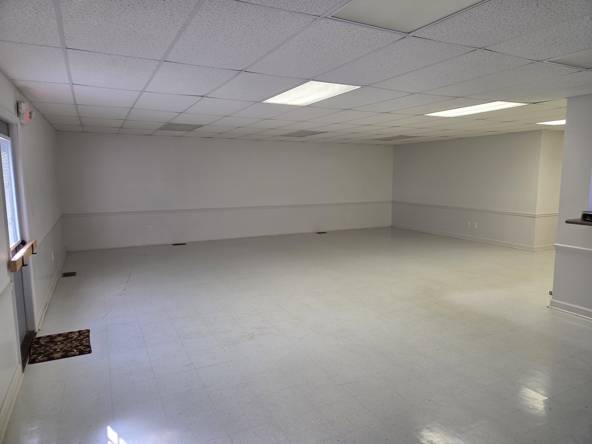 1000 Dinah Shore Blvd