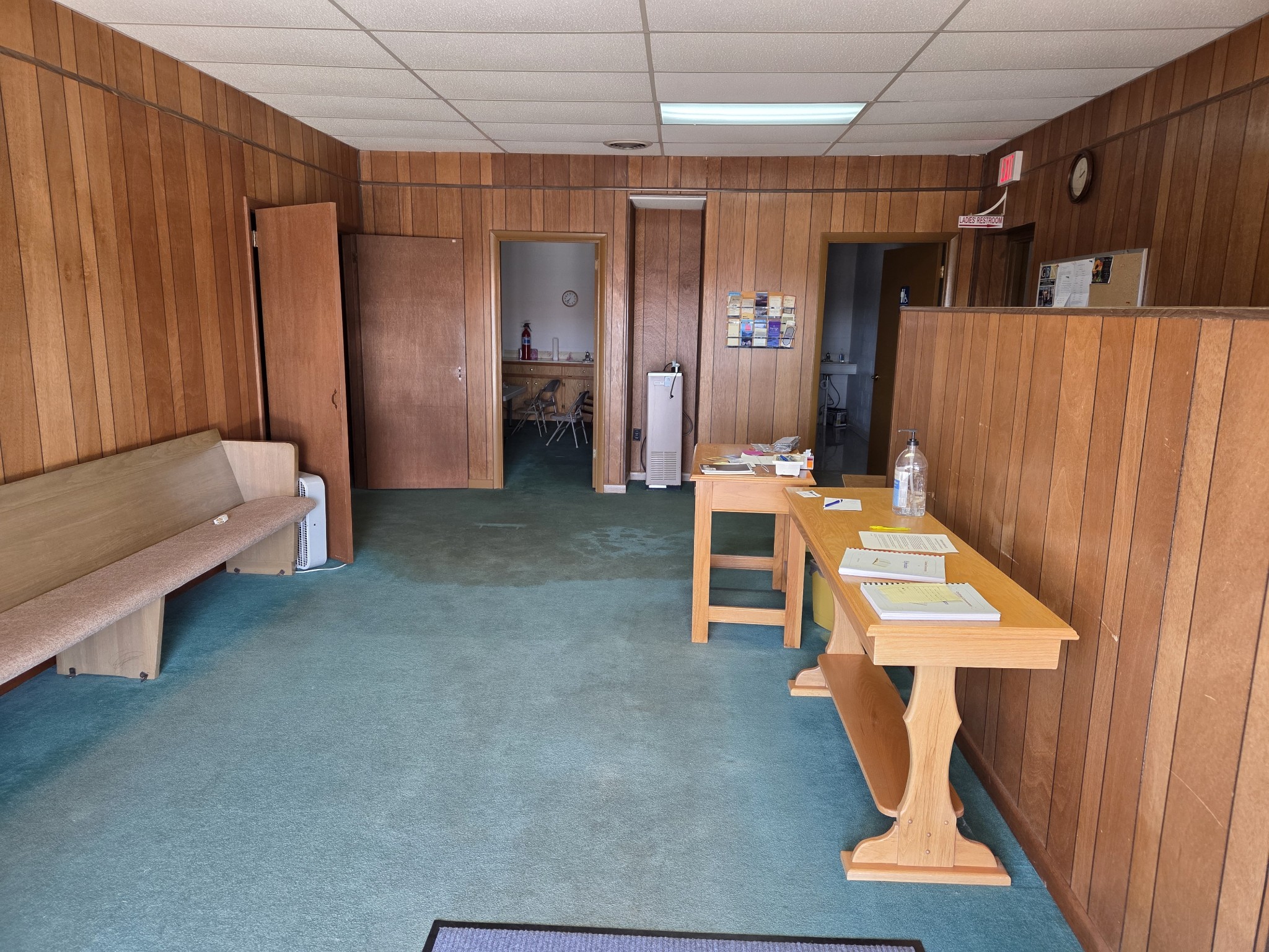 1000 Dinah Shore Blvd