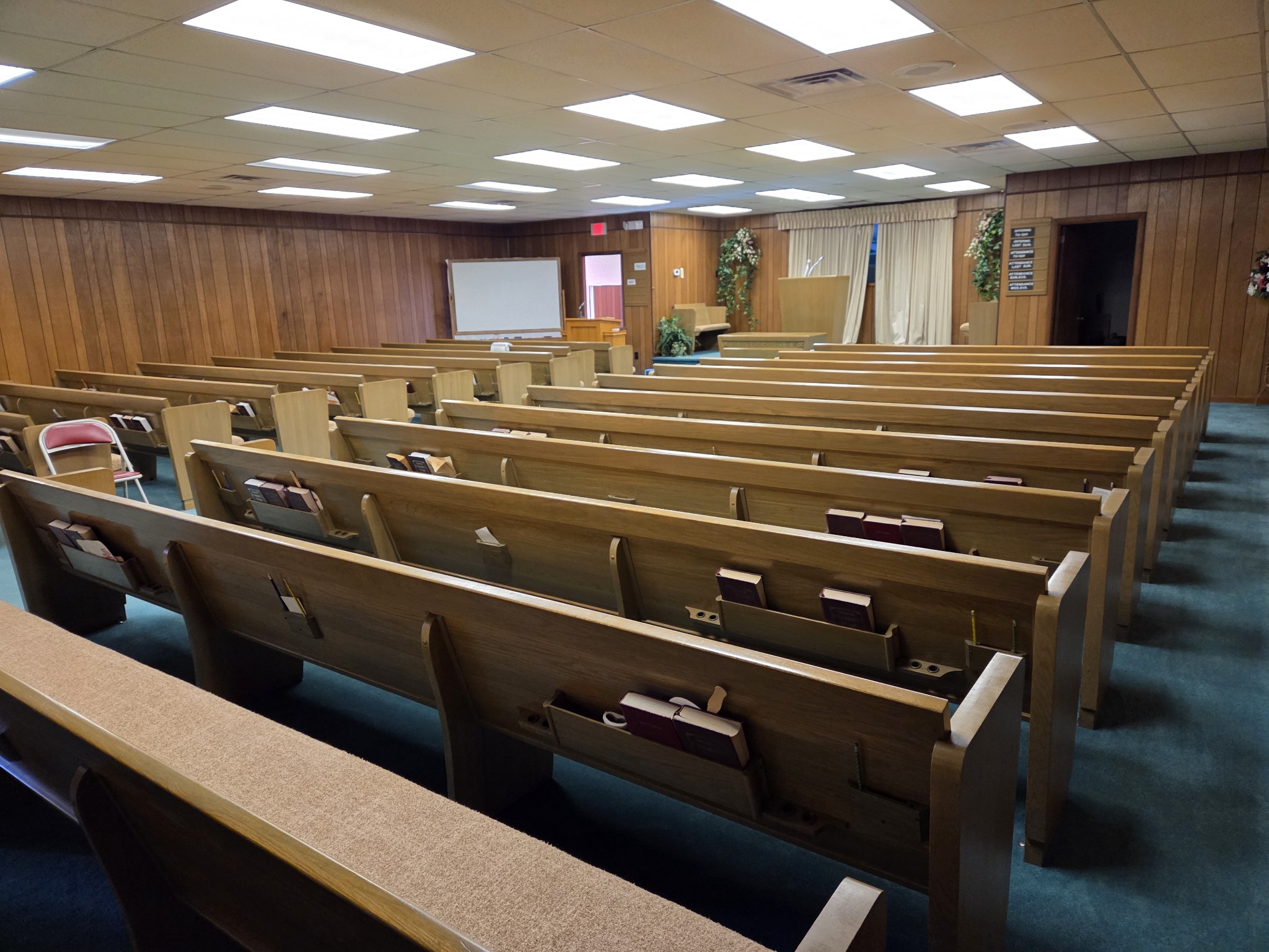 1000 Dinah Shore Blvd