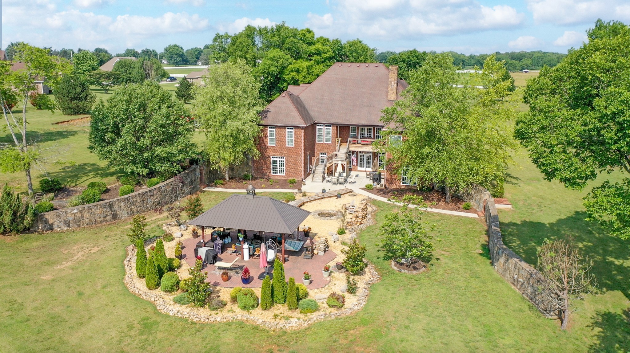 410 Jennings Ln, NW
