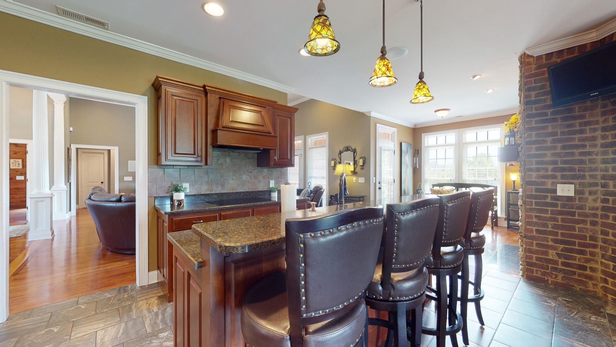 410 Jennings Ln, NW