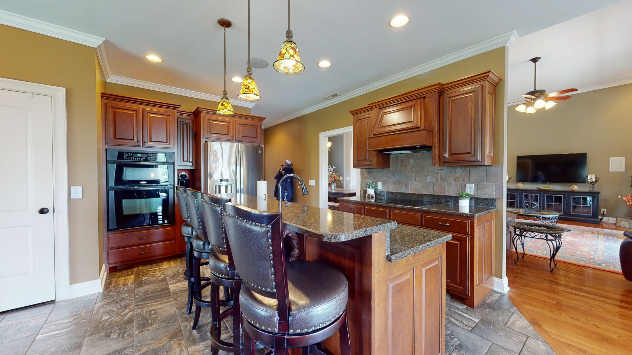 410 Jennings Ln, NW