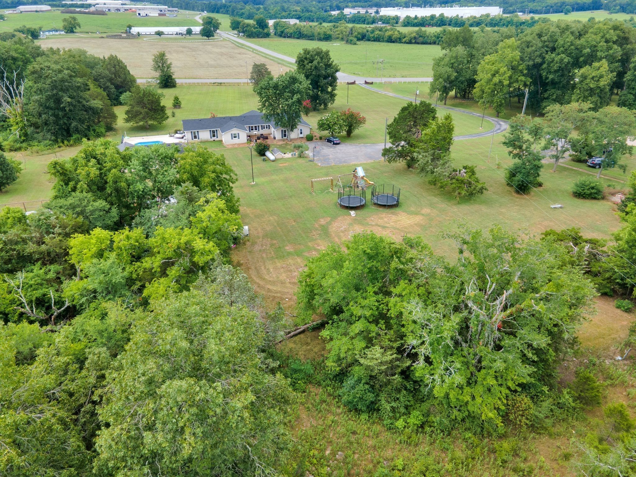 1666 Fayetteville Hwy