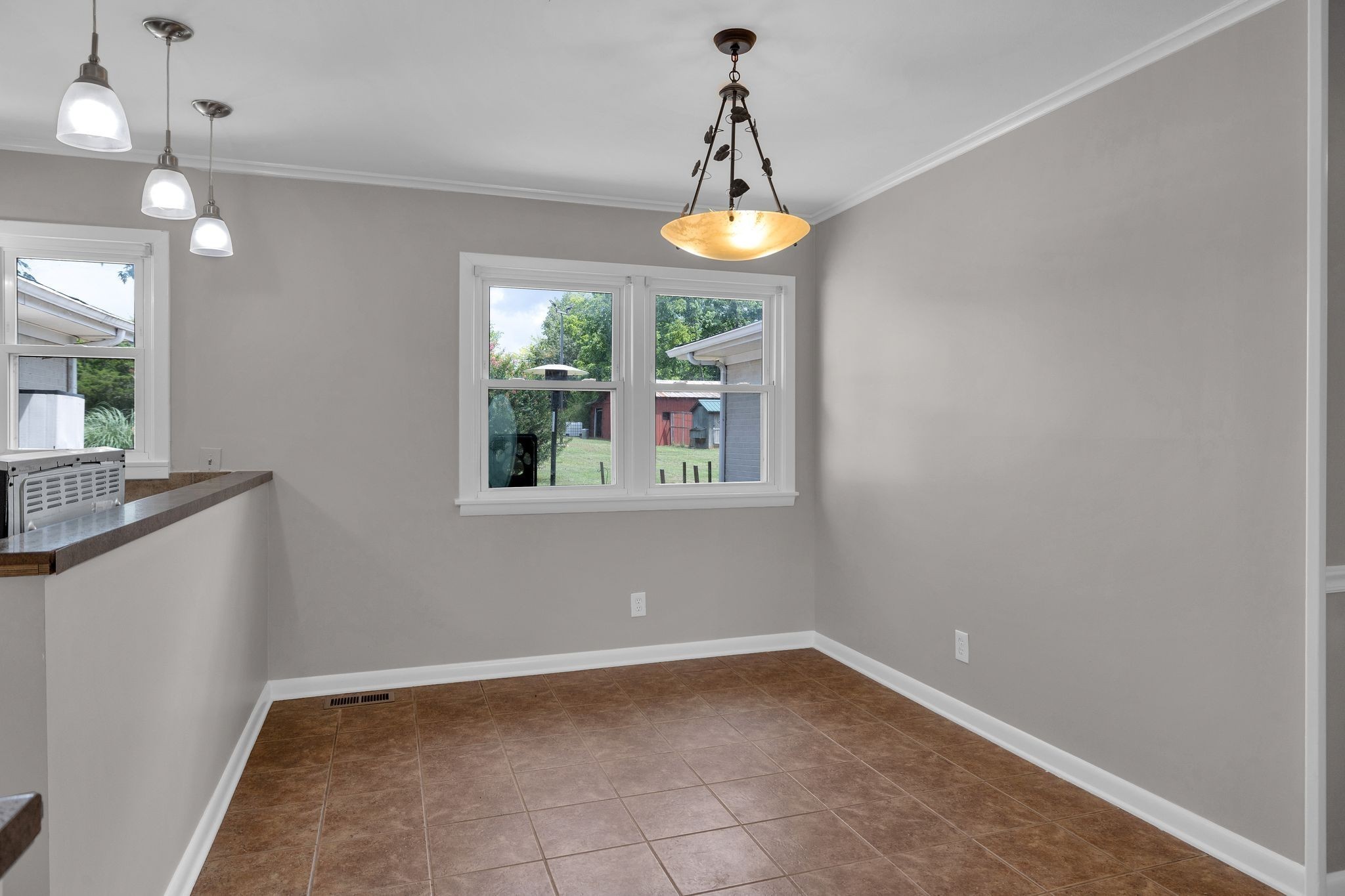 1666 Fayetteville Hwy