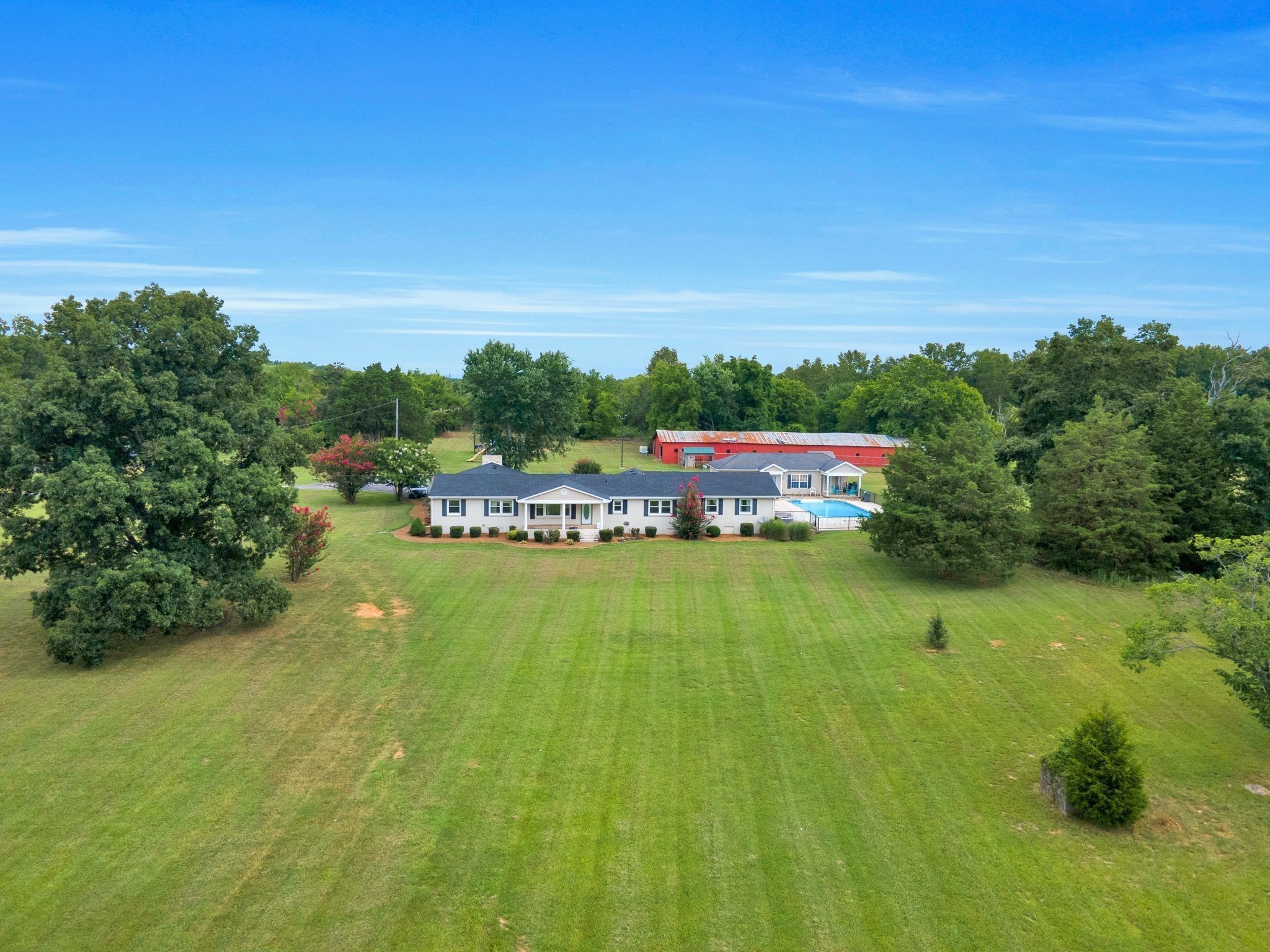 1666 Fayetteville Hwy