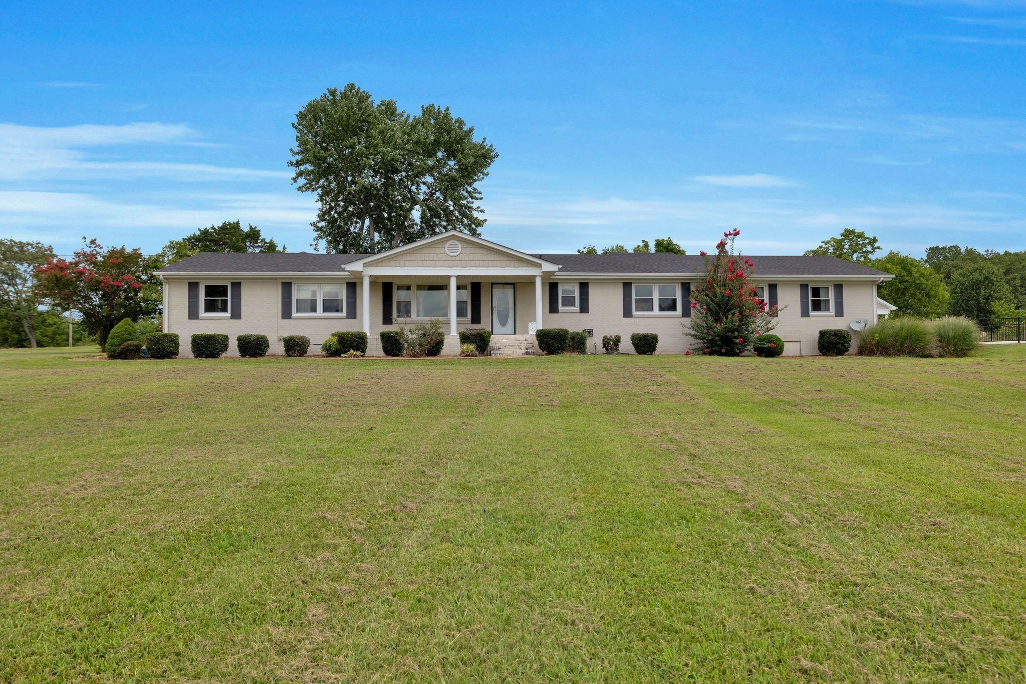 1666 Fayetteville Hwy