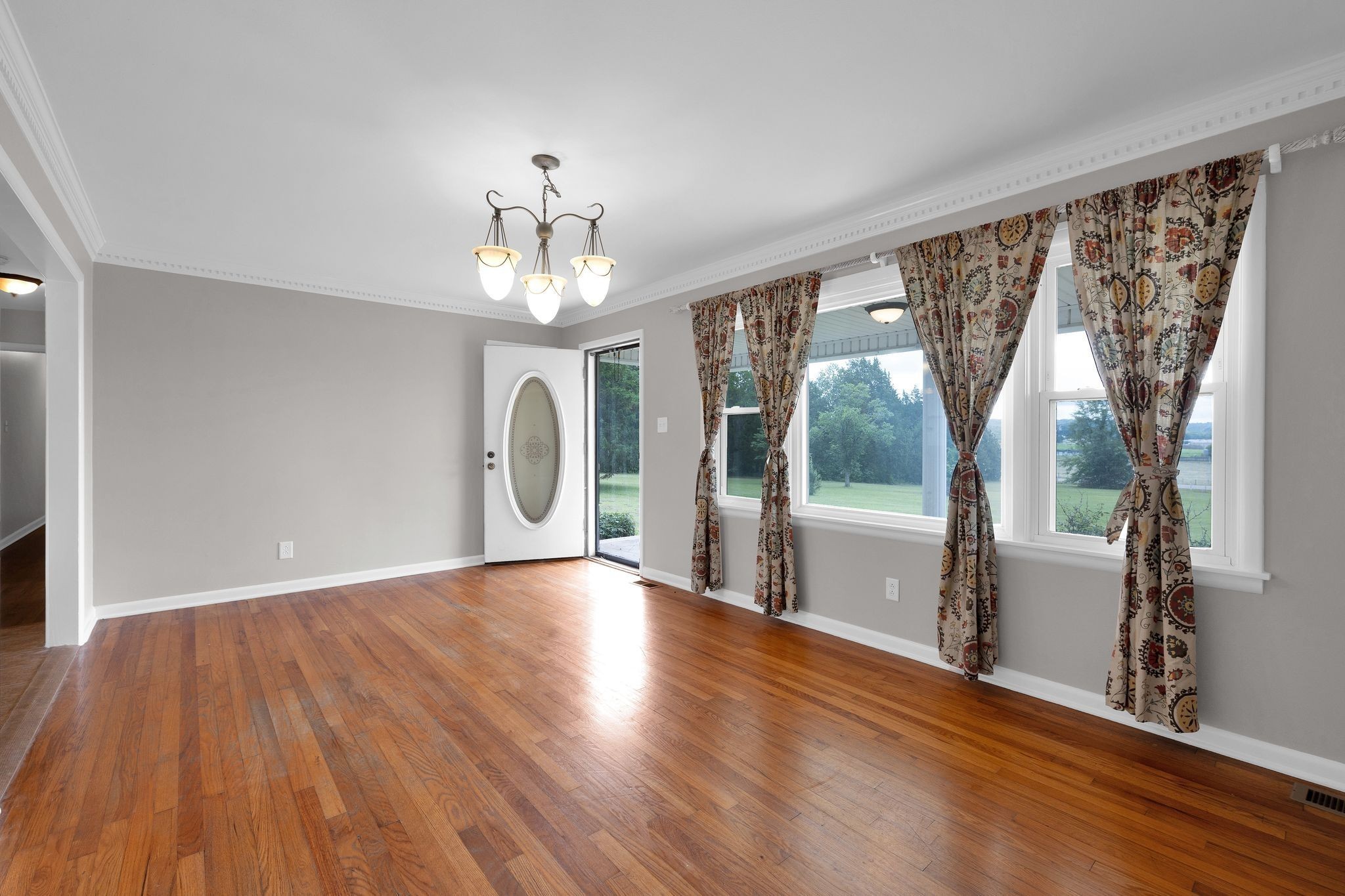 1666 Fayetteville Hwy