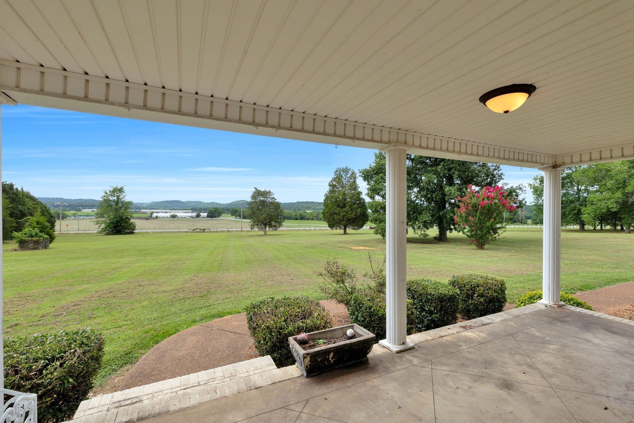 1666 Fayetteville Hwy