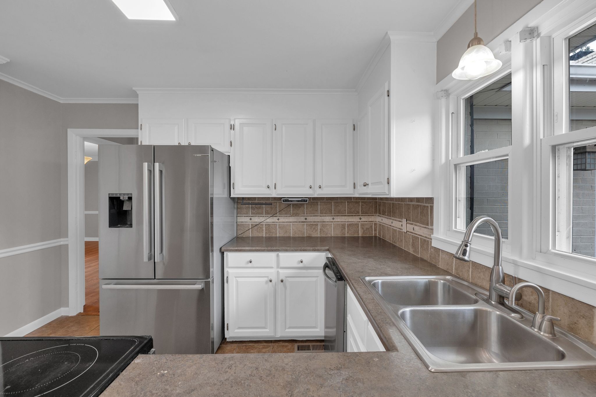 1666 Fayetteville Hwy