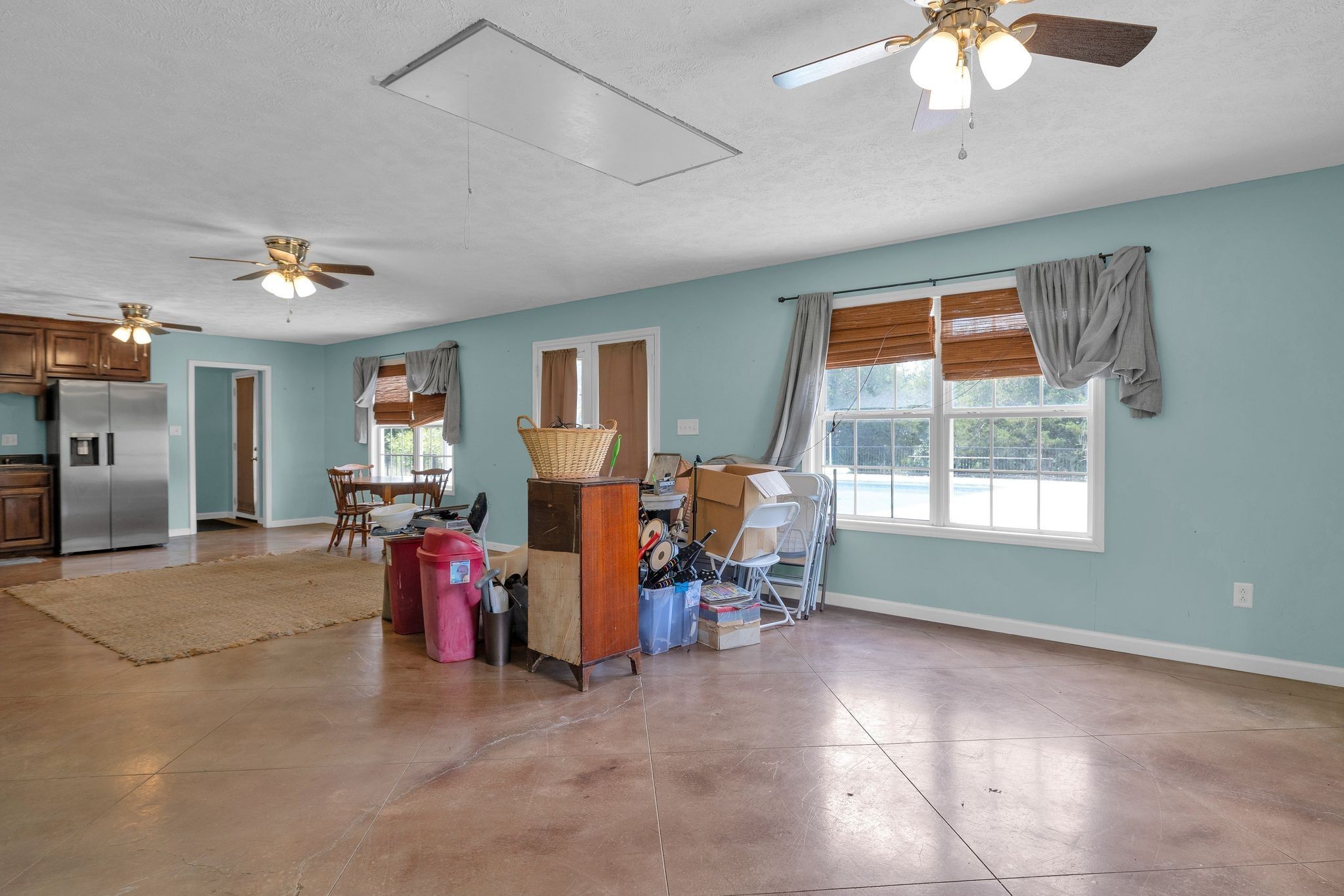 1666 Fayetteville Hwy