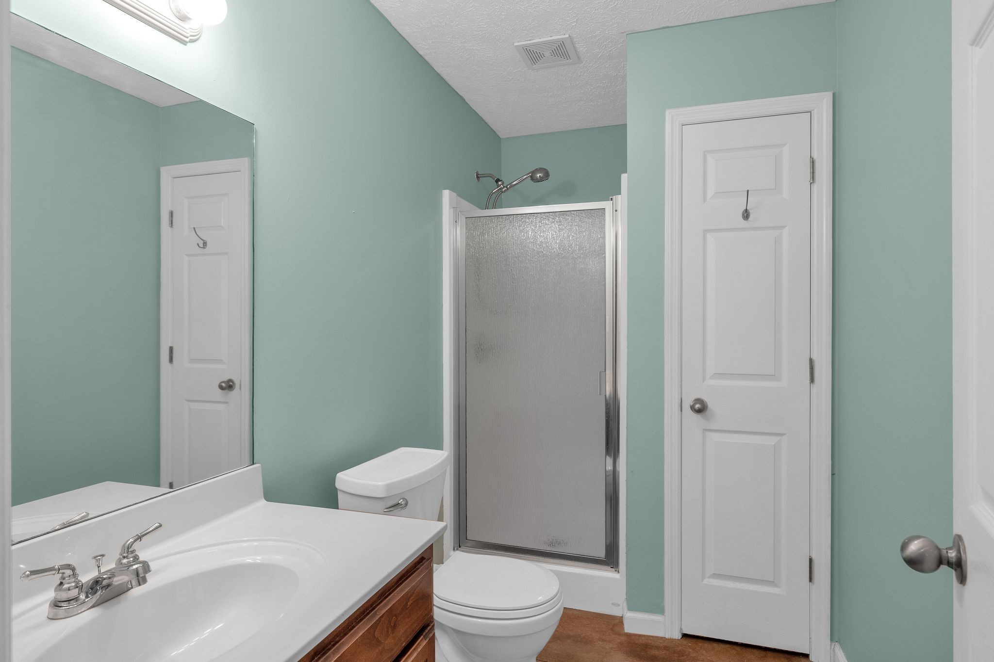 1666 Fayetteville Hwy