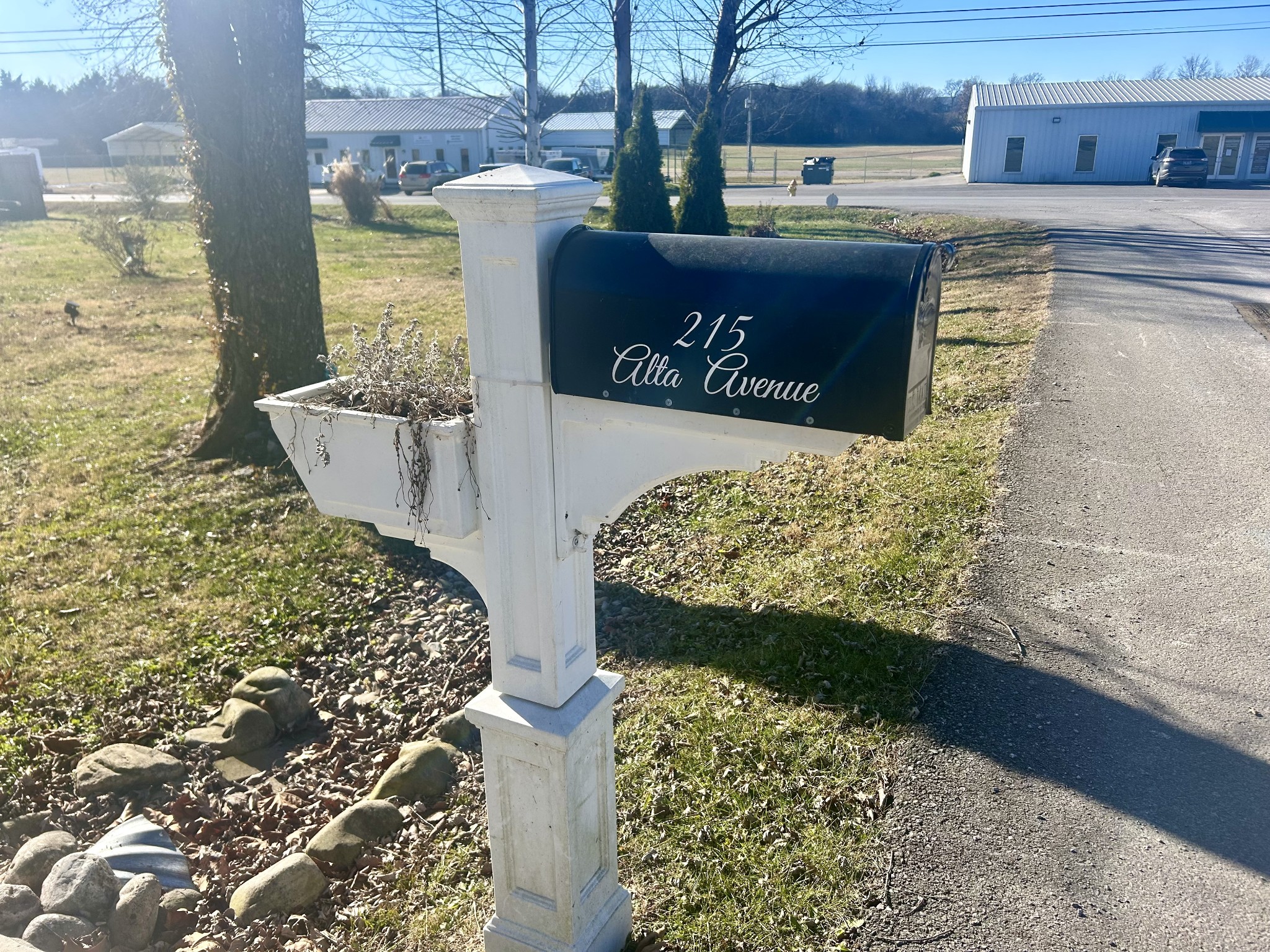 215 Alta Ave