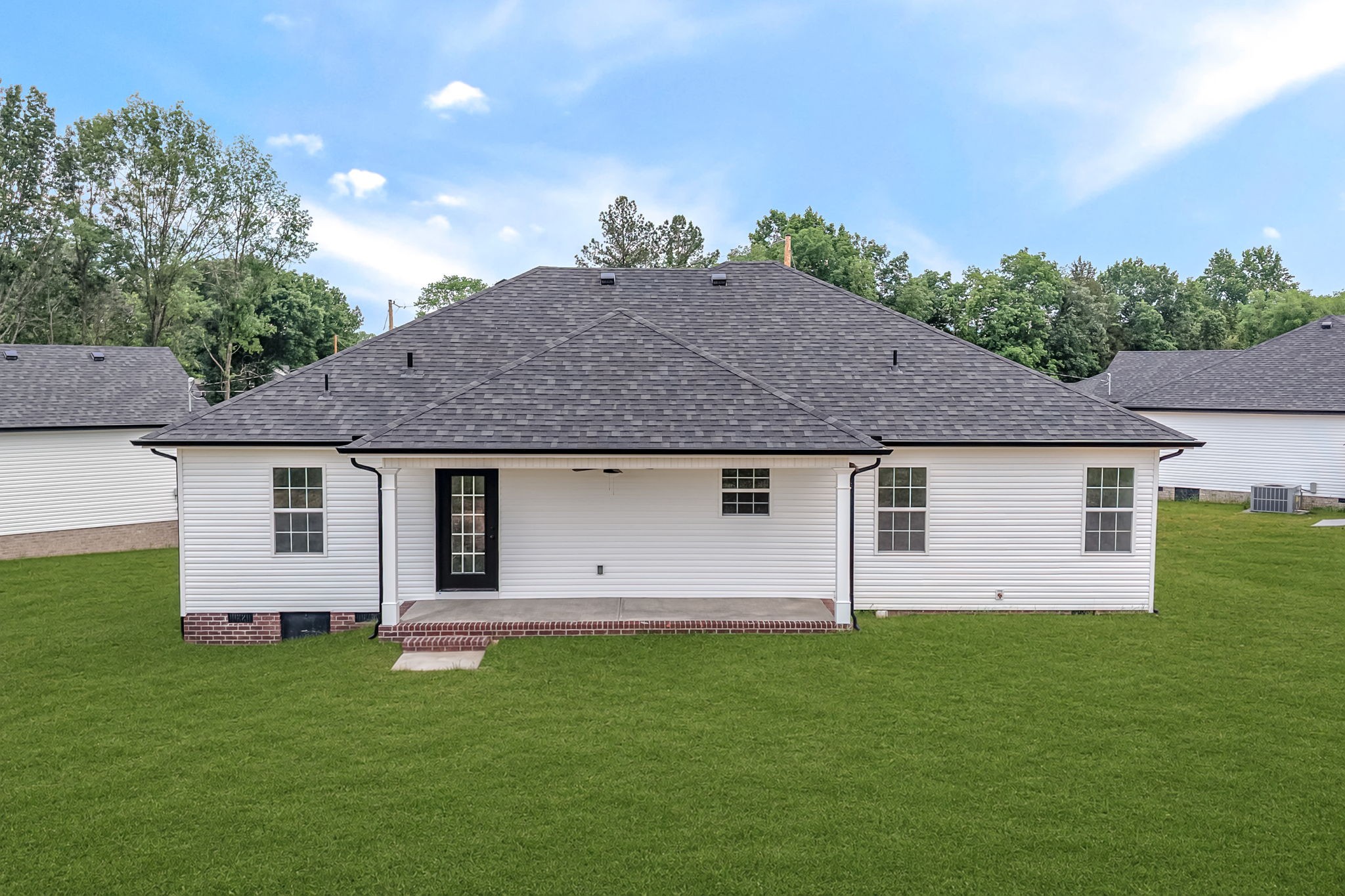 606 Shadow Dr