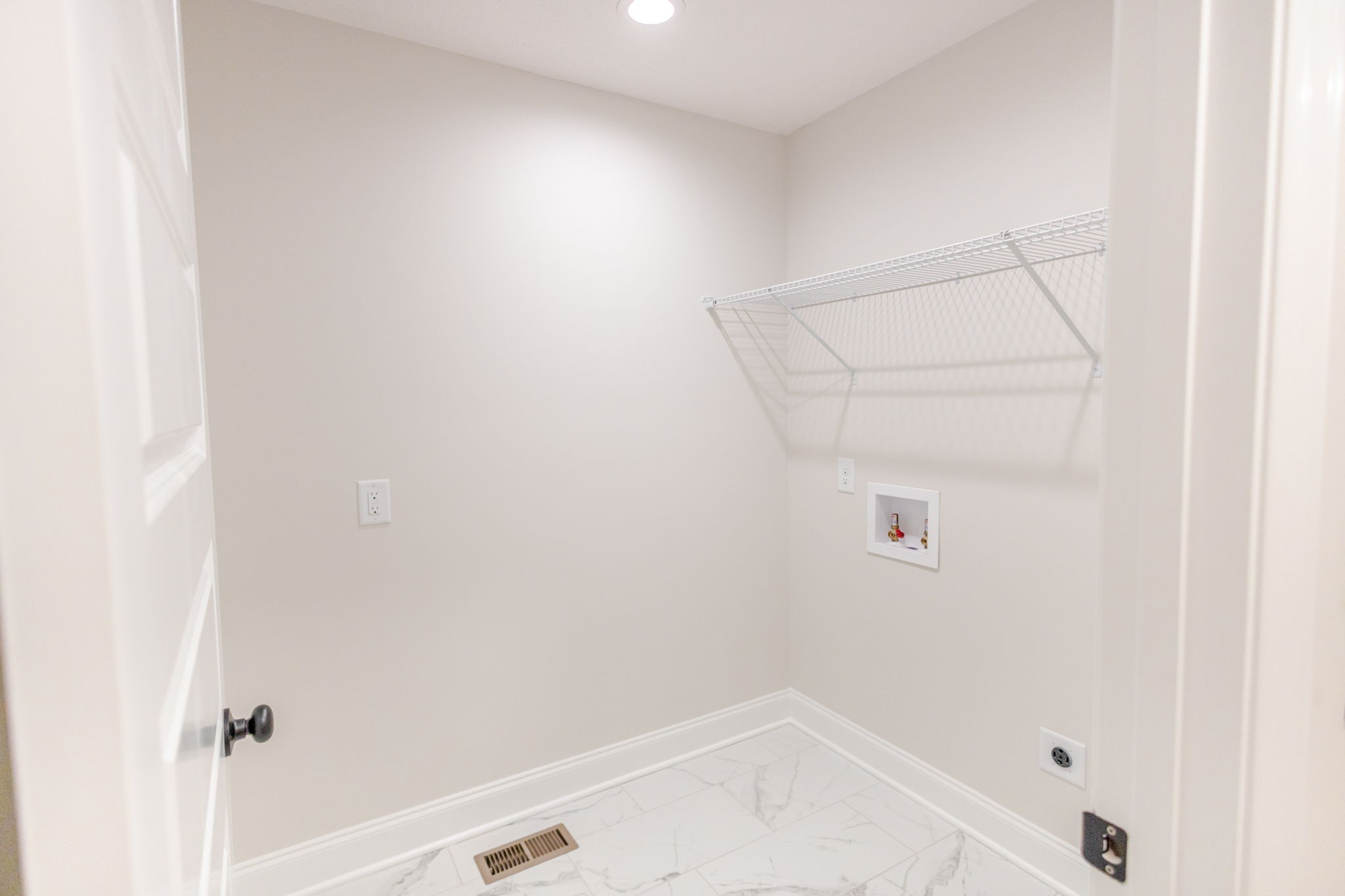 606 Shadow Dr