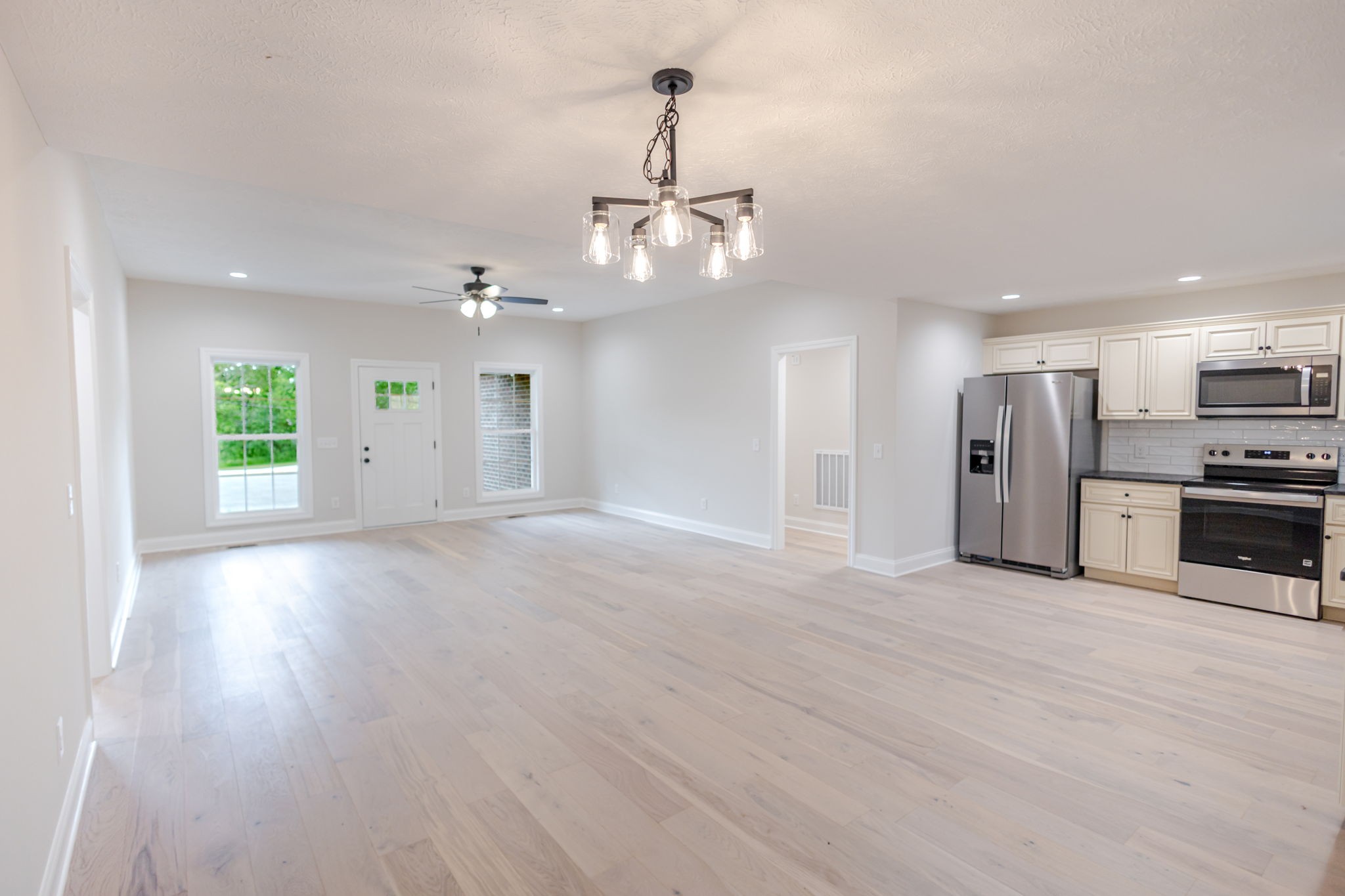 606 Shadow Dr