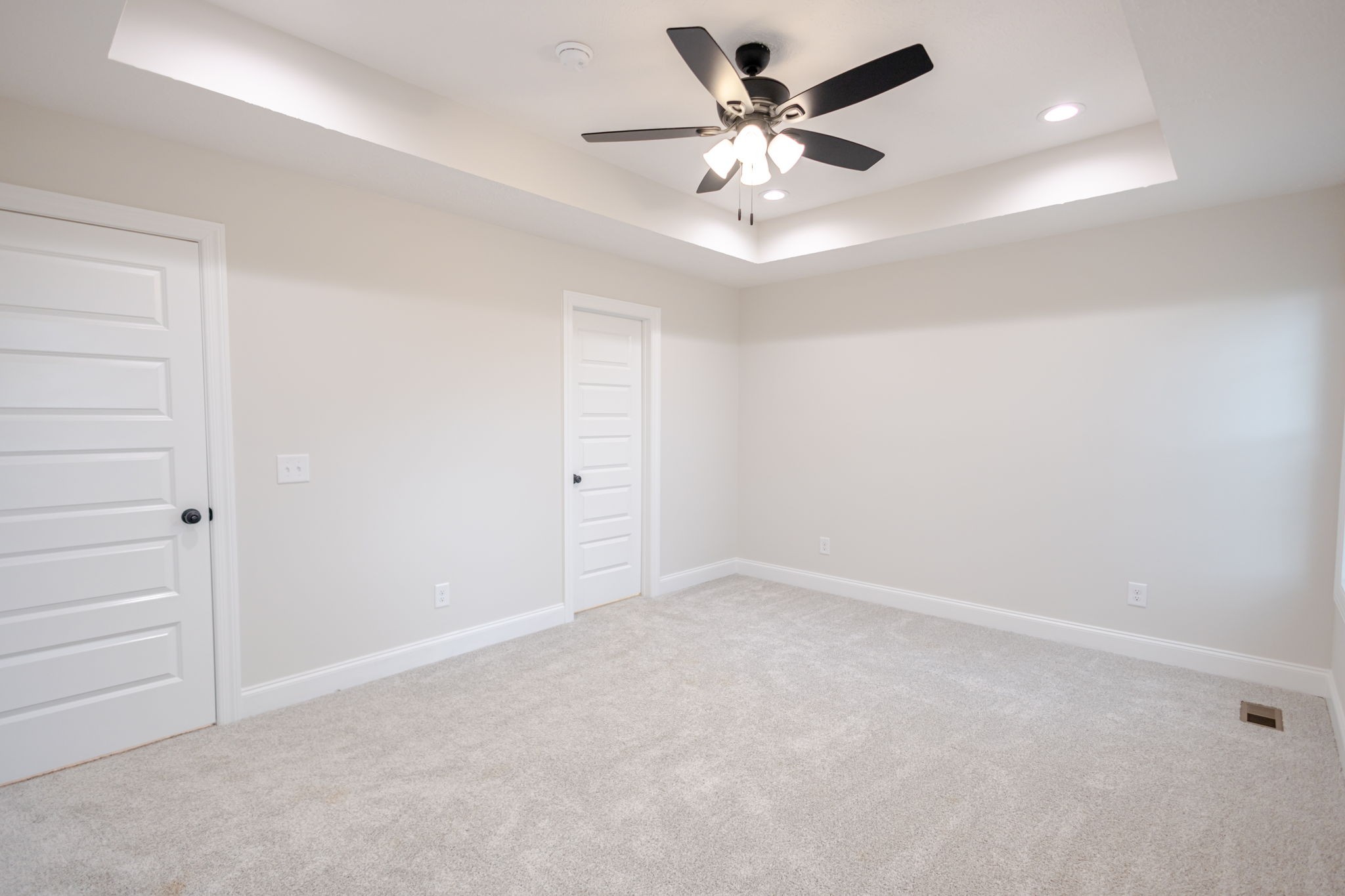 606 Shadow Dr