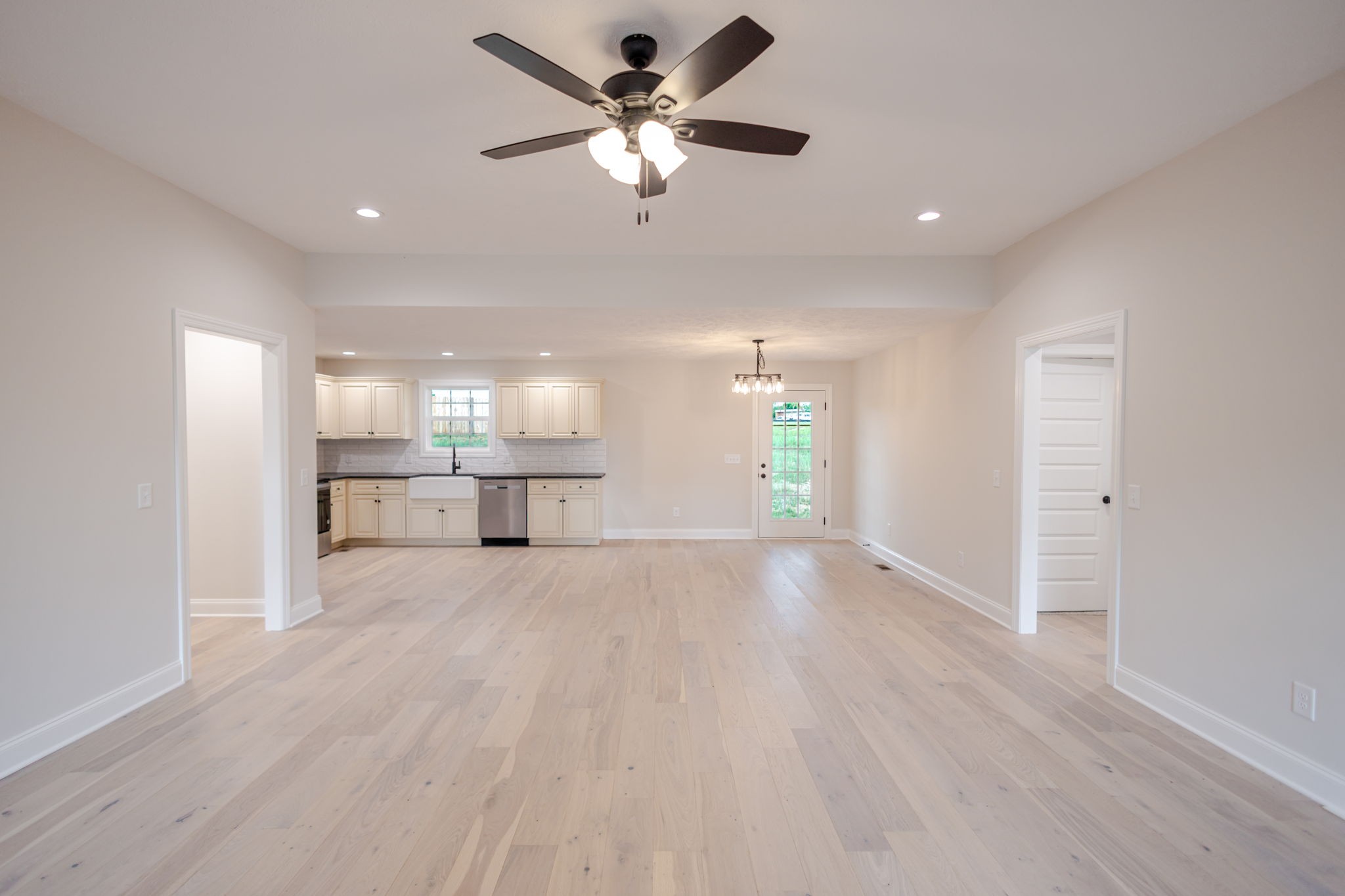 606 Shadow Dr