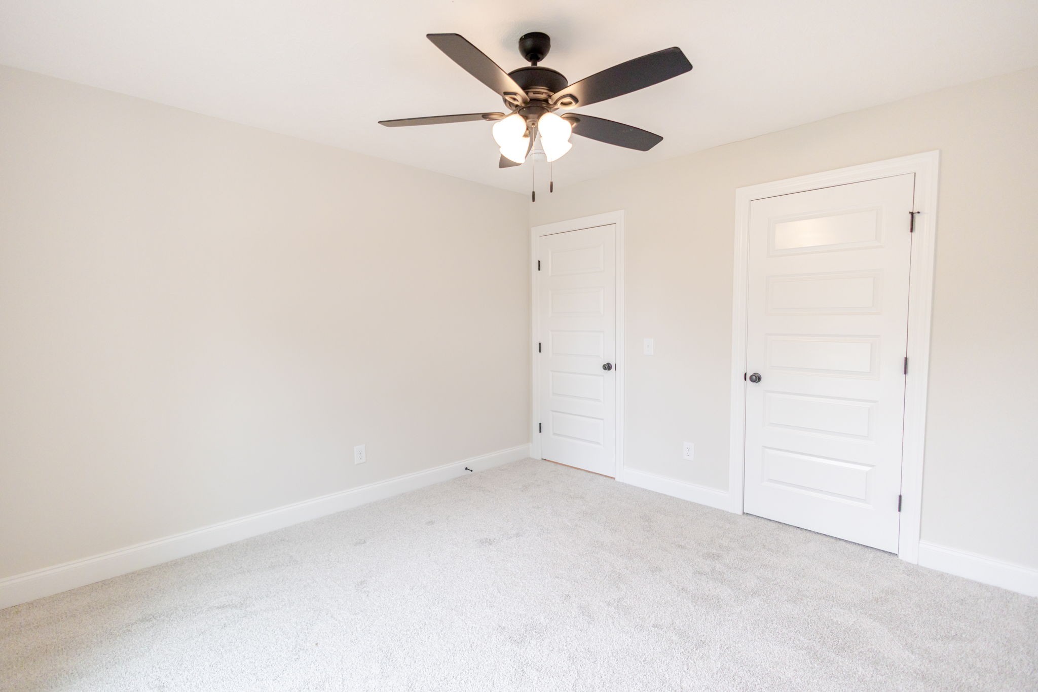 606 Shadow Dr
