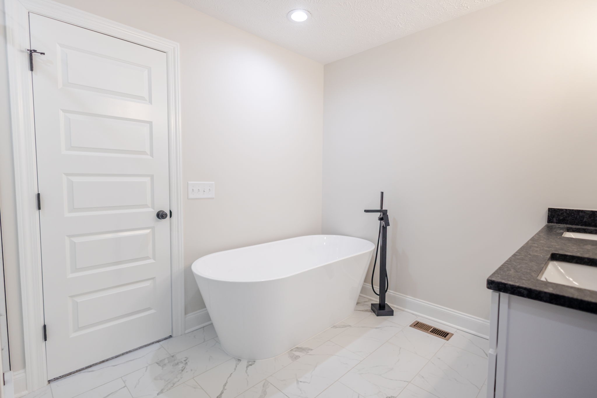 606 Shadow Dr