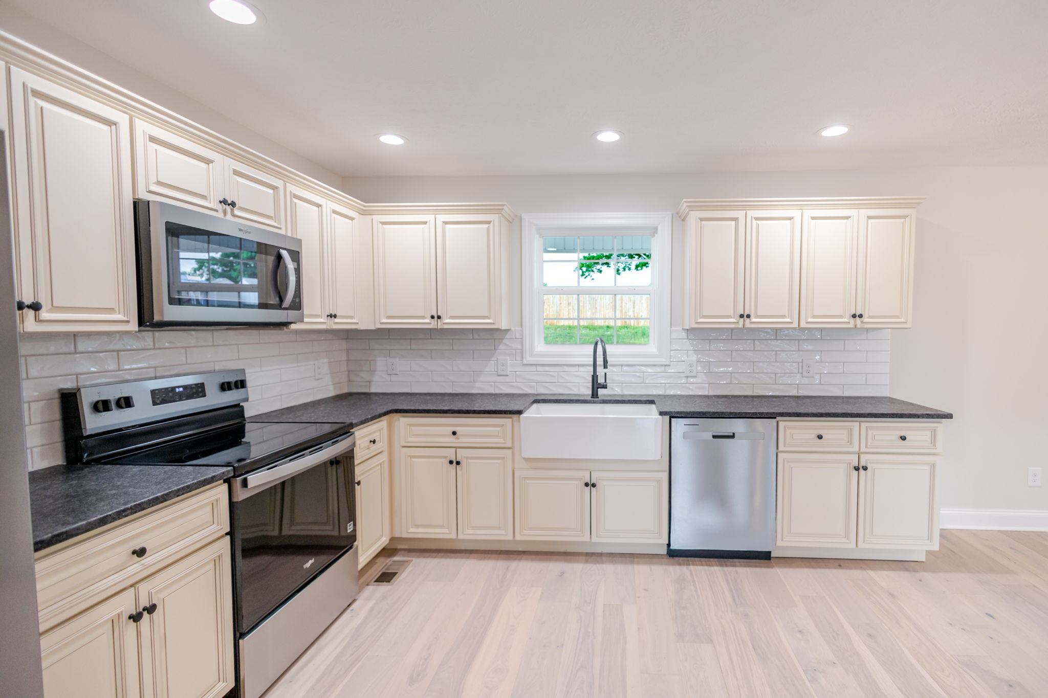 606 Shadow Dr