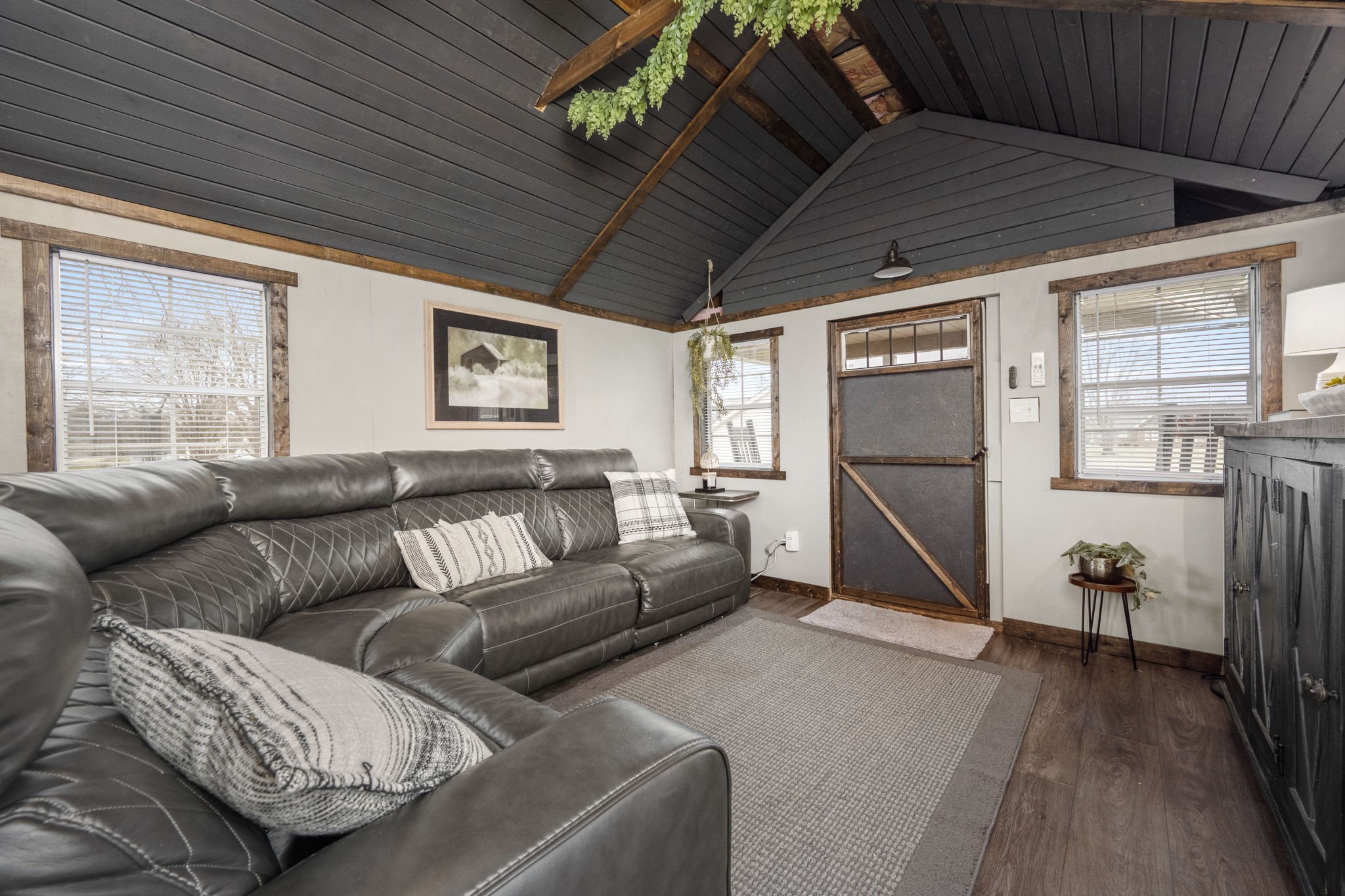 100 Cardinal Hill Rd