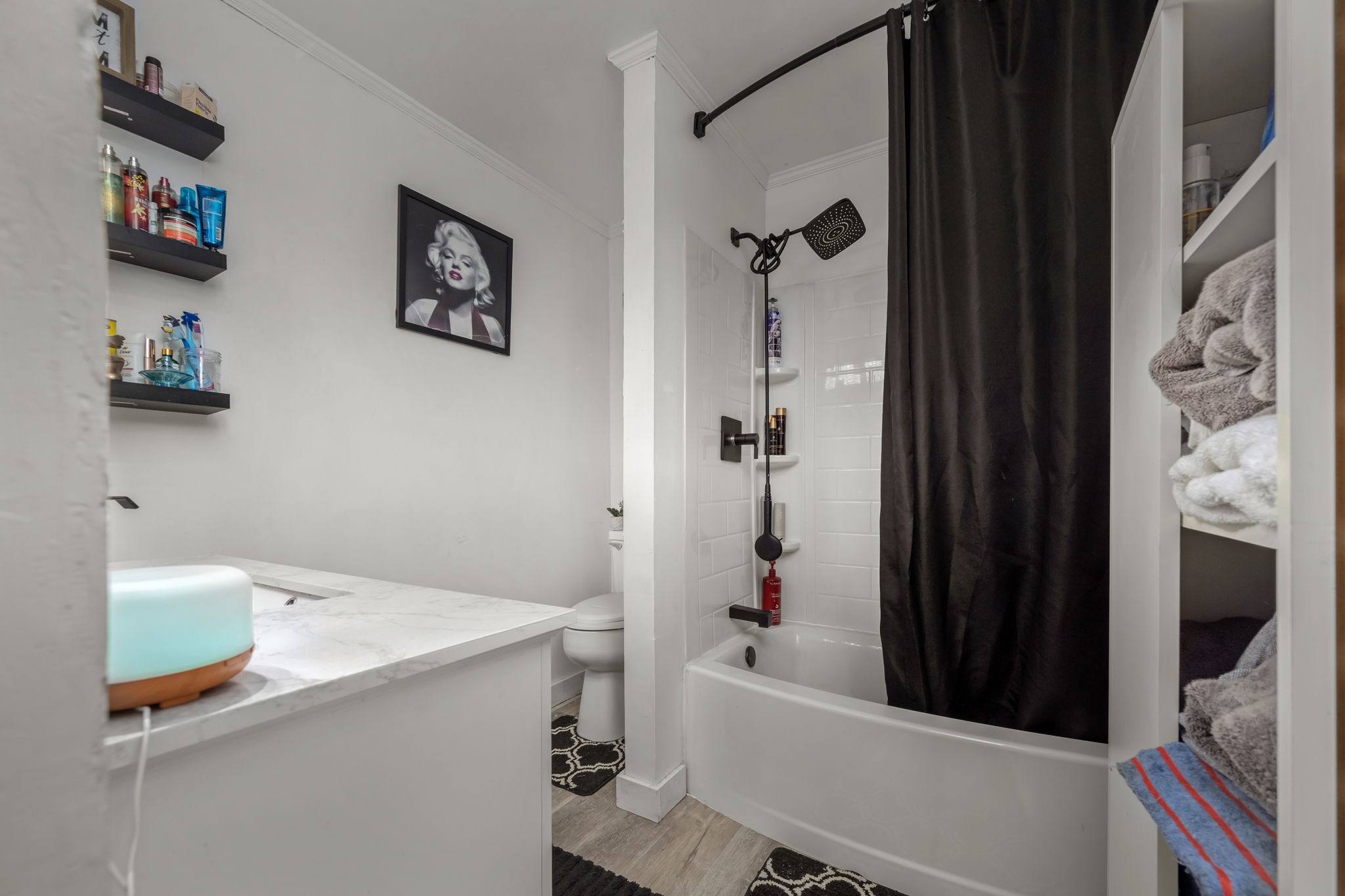 305 Ridgewood Dr