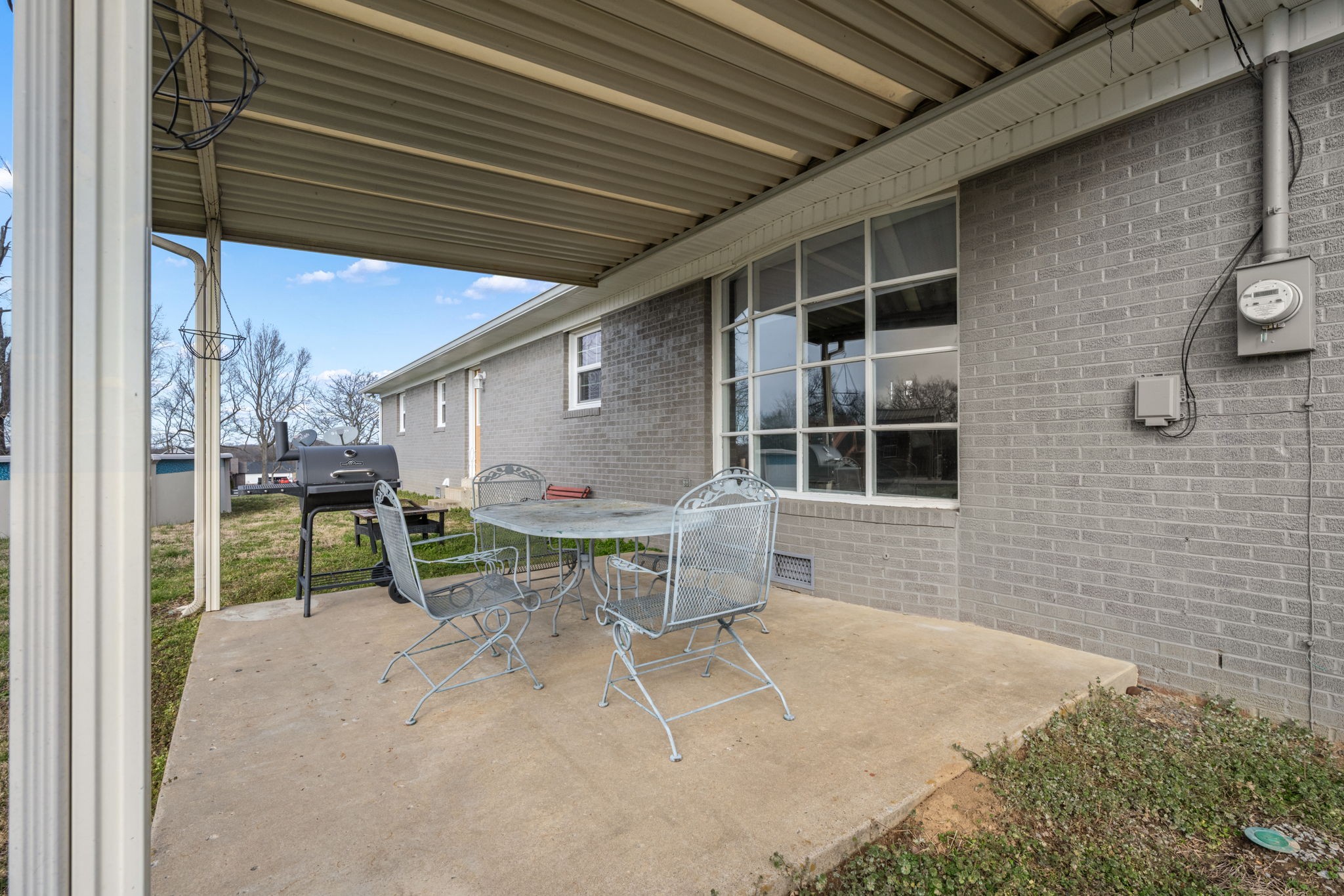 392 Adams Rd