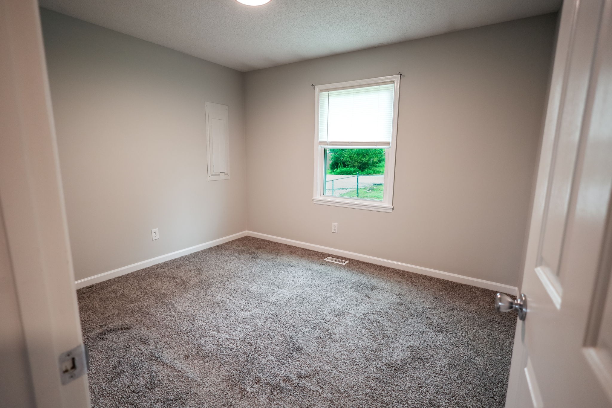 17031/2 Gordon Rd, N