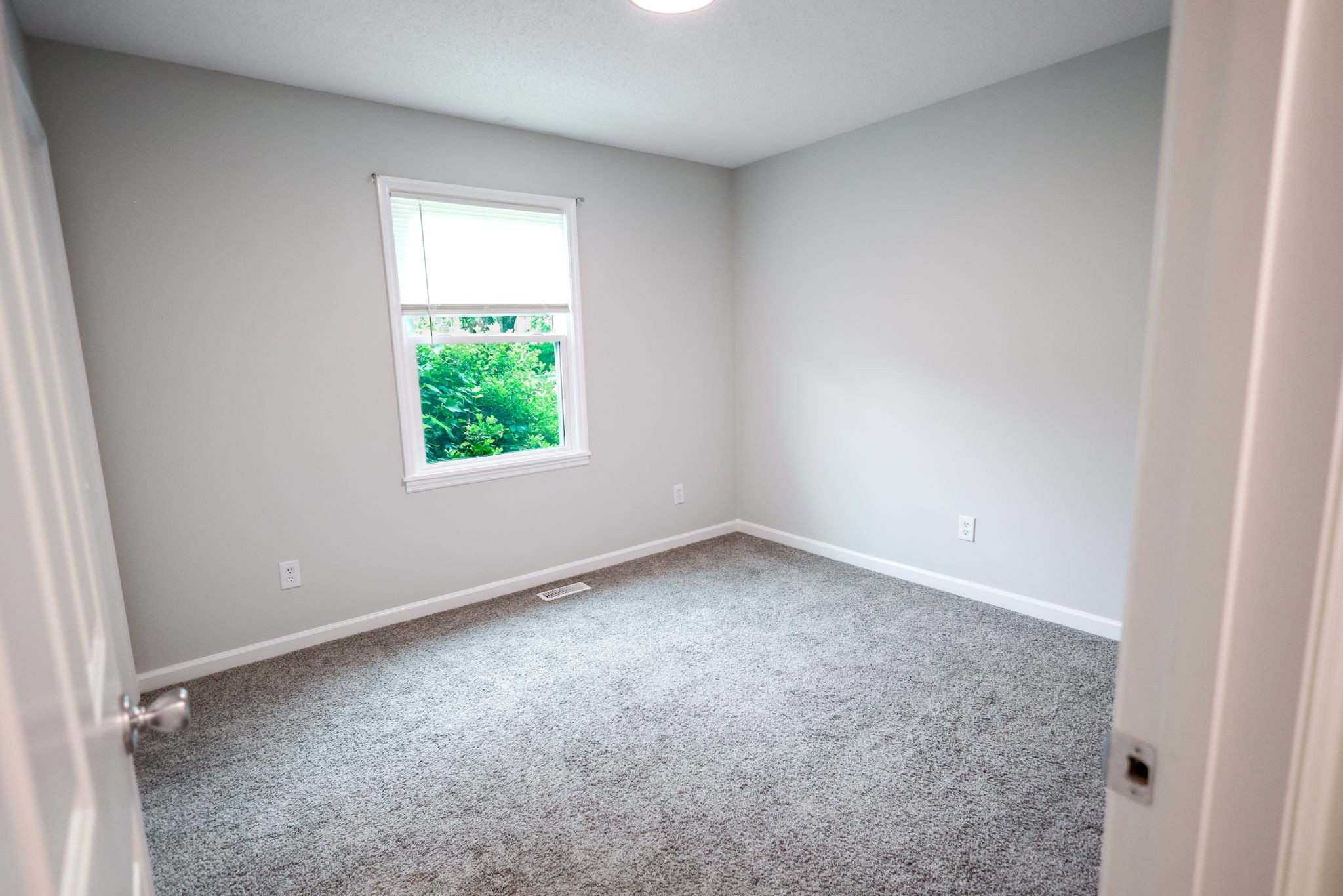 17031/2 Gordon Rd, N