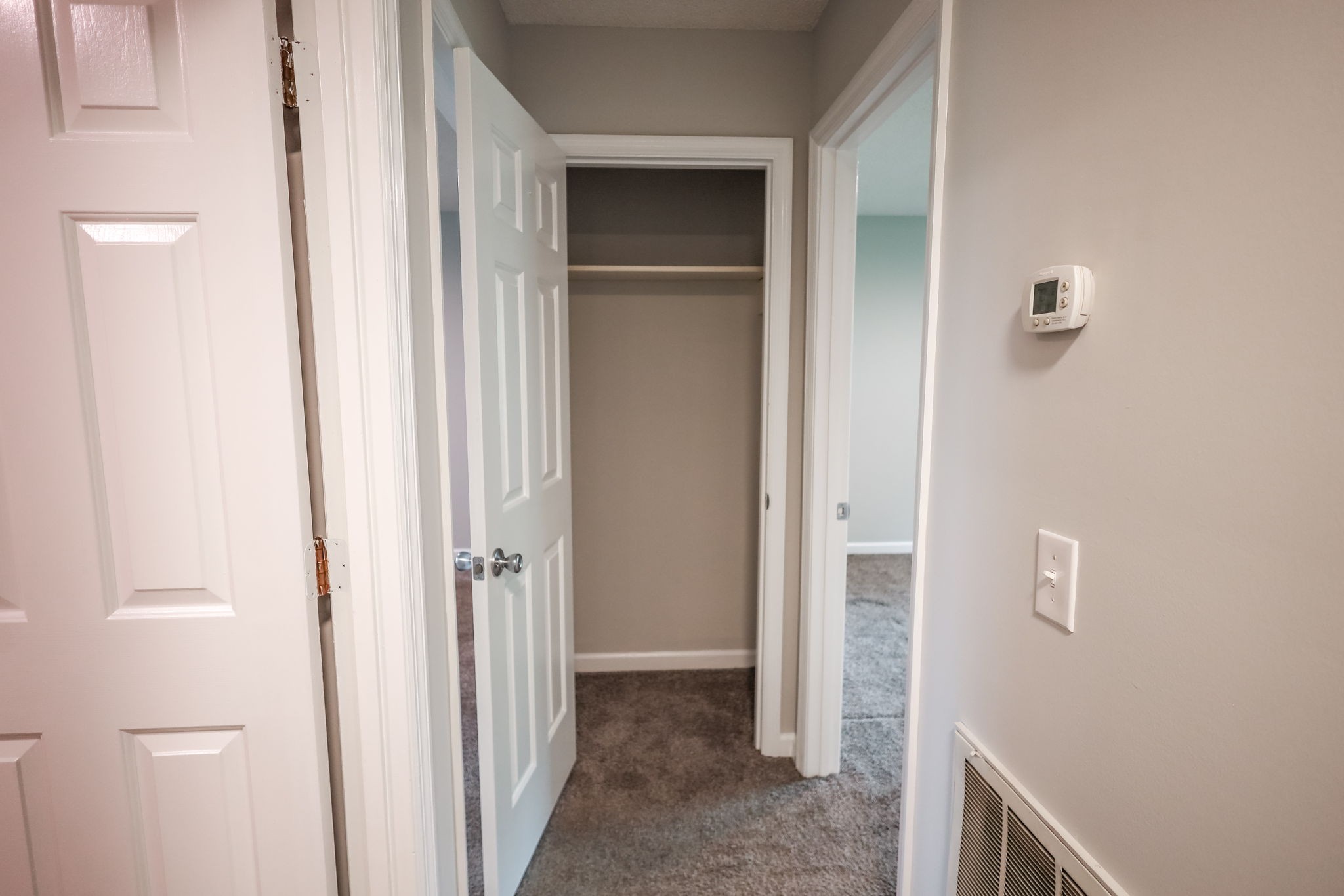 17031/2 Gordon Rd, N