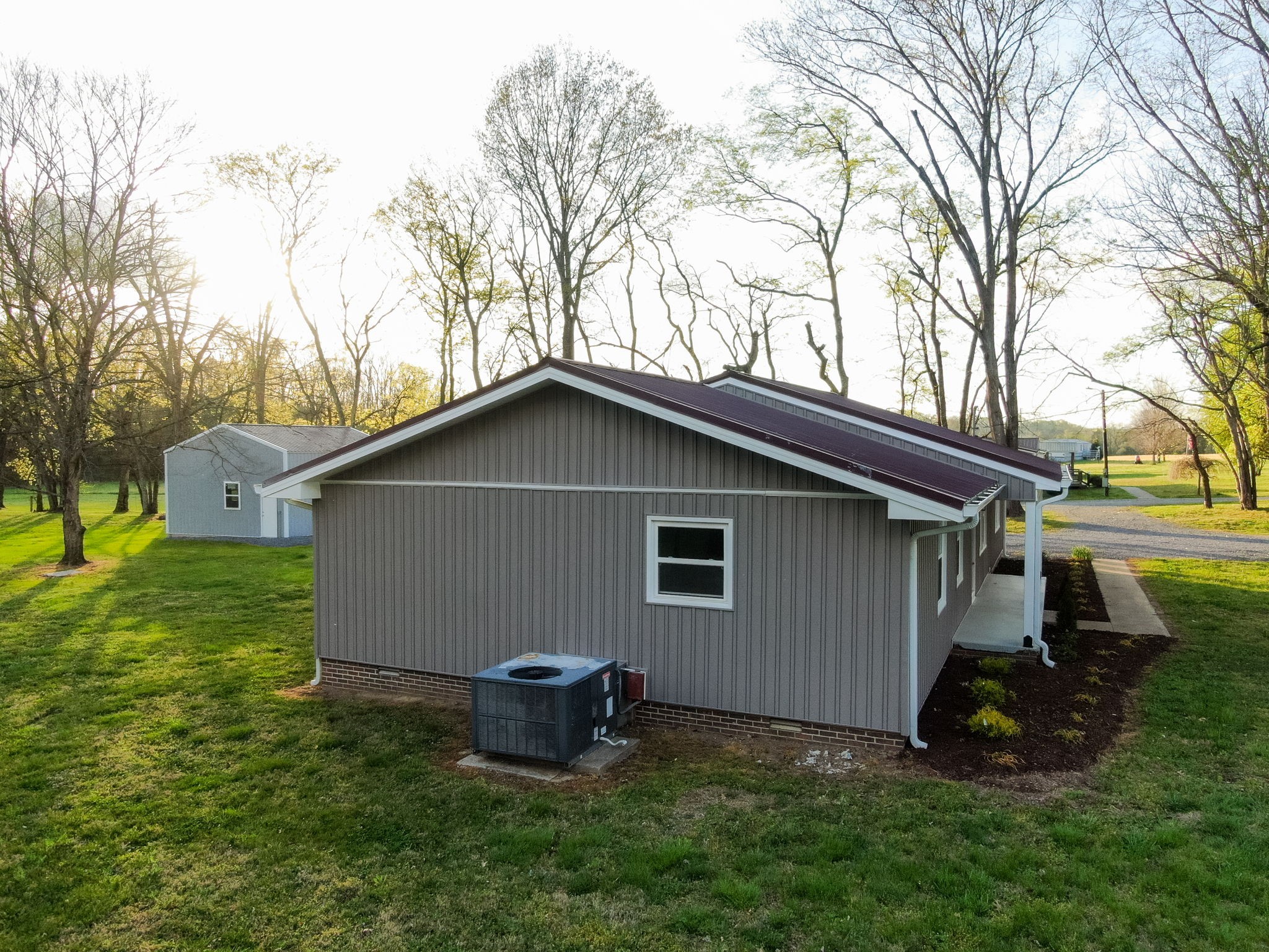 2338 Highway 82, S