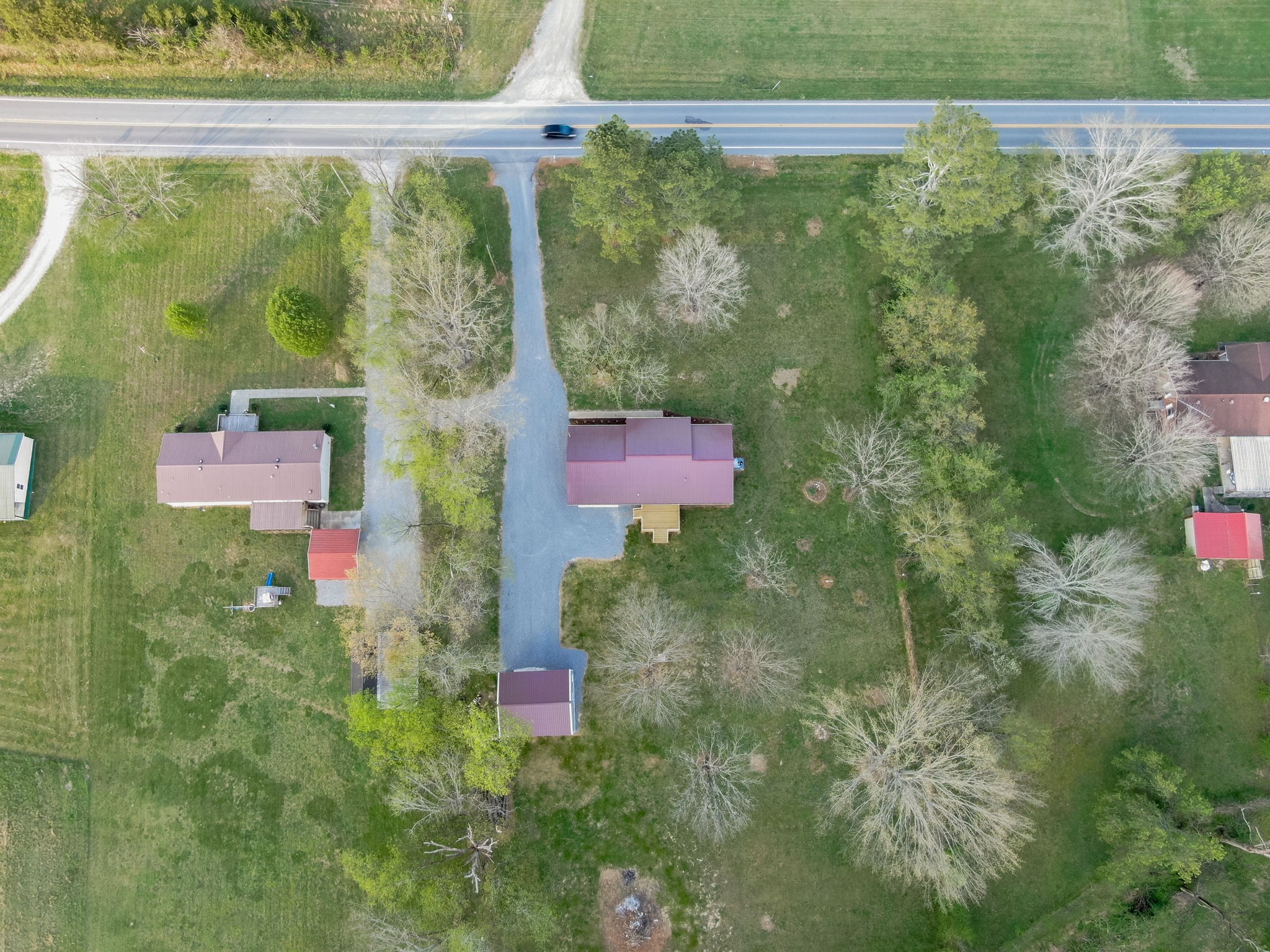 2338 Highway 82, S