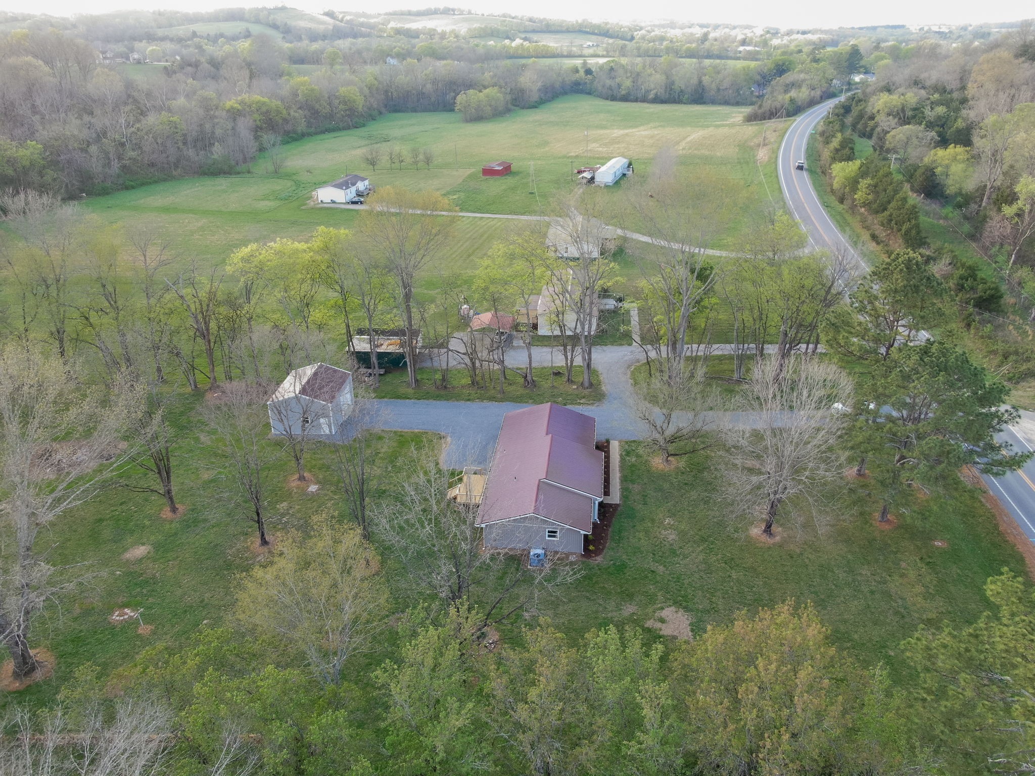 2338 Highway 82, S