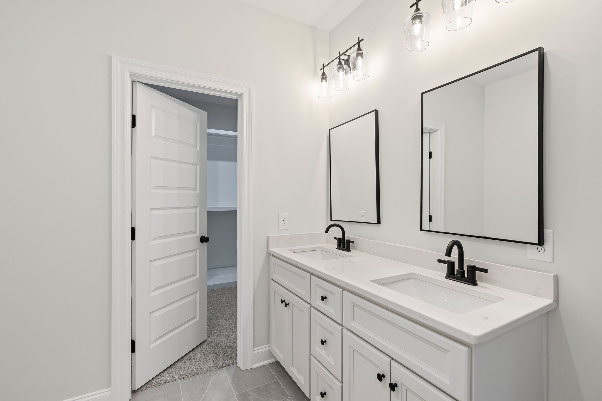 107 Stonebrook Dr