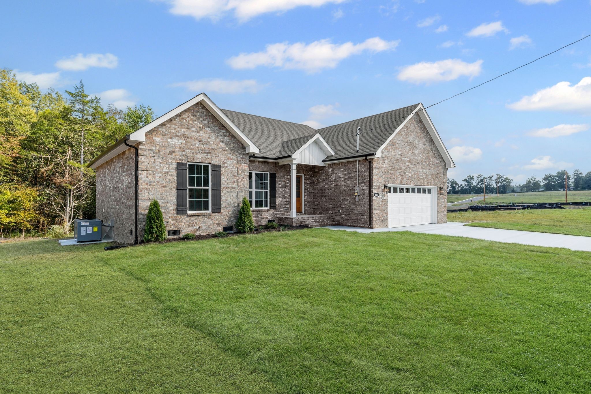 107 Stonebrook Dr