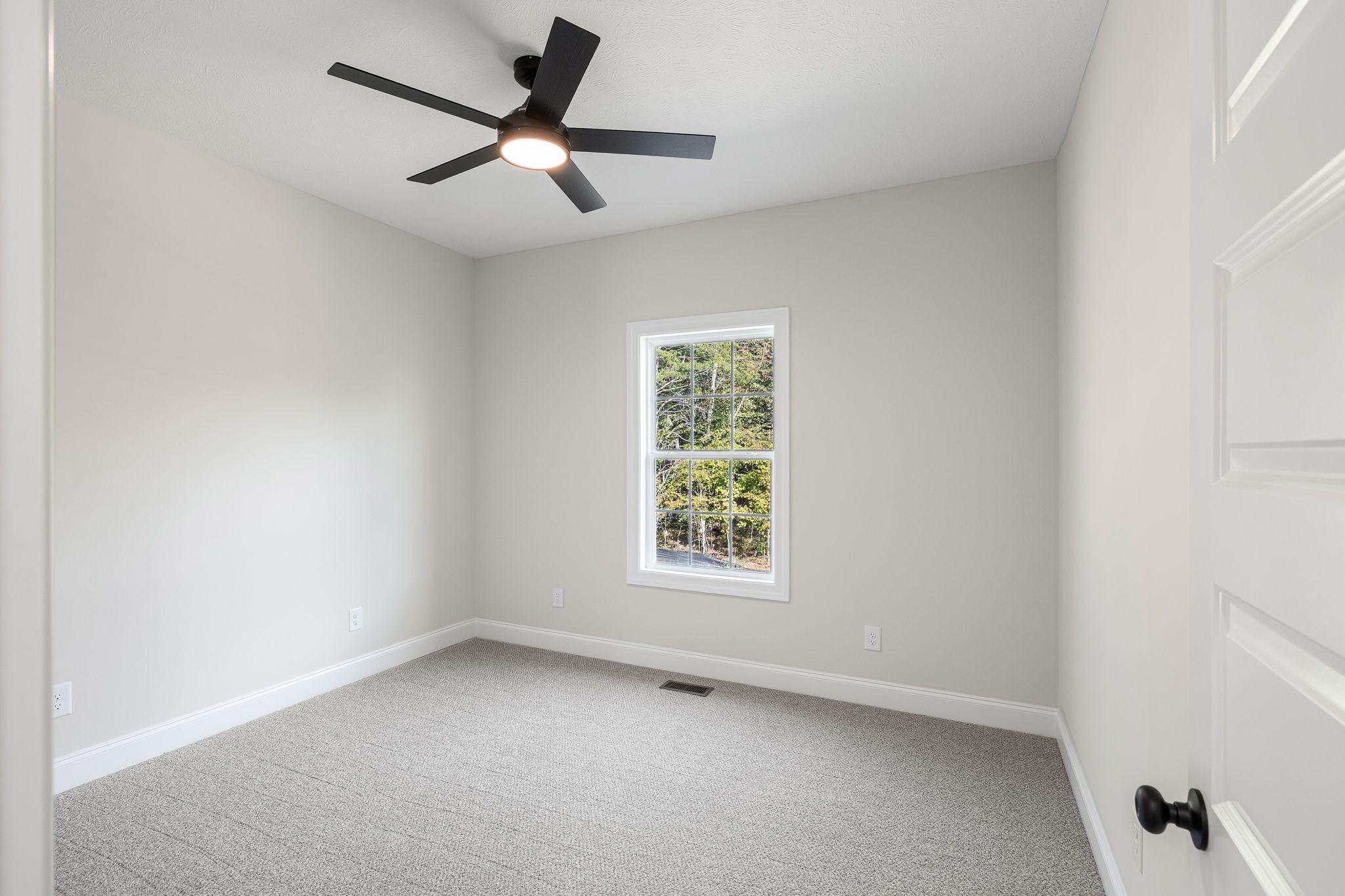 107 Stonebrook Dr