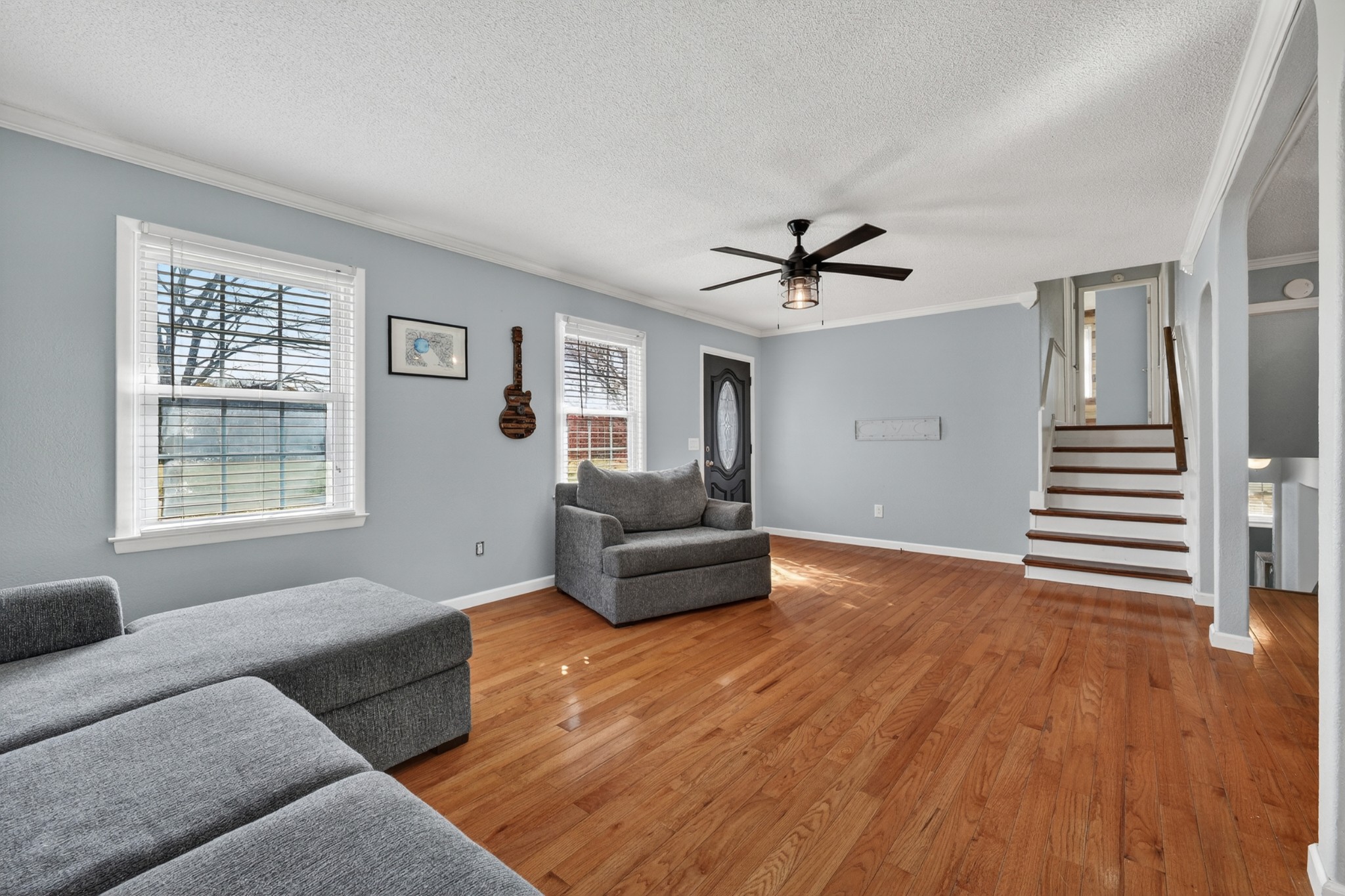 105 Simmons Cir