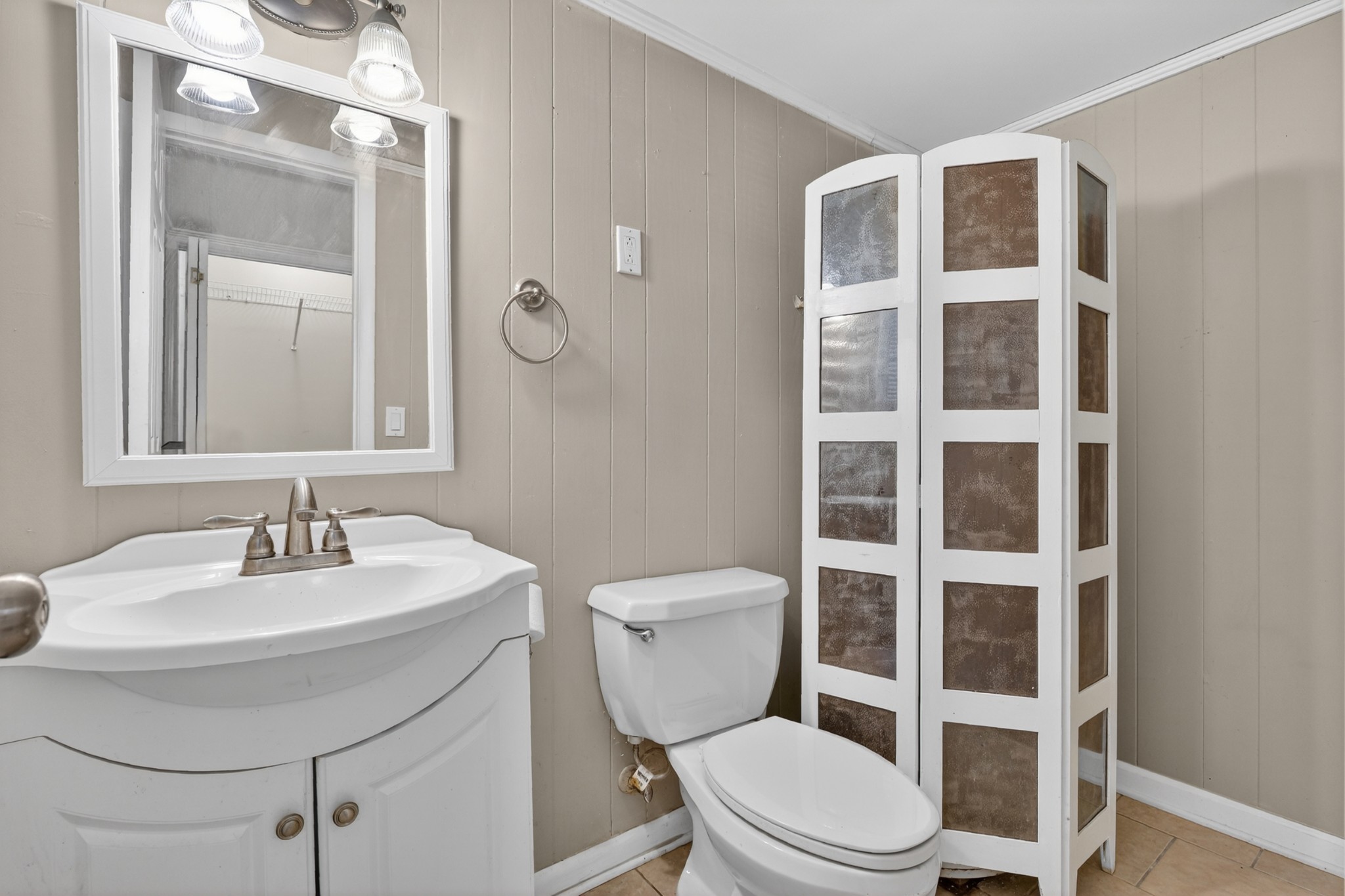 105 Simmons Cir