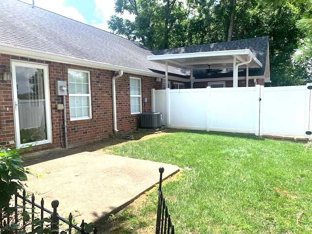 619 E Lane St Unit: 619 + GARAGE #4