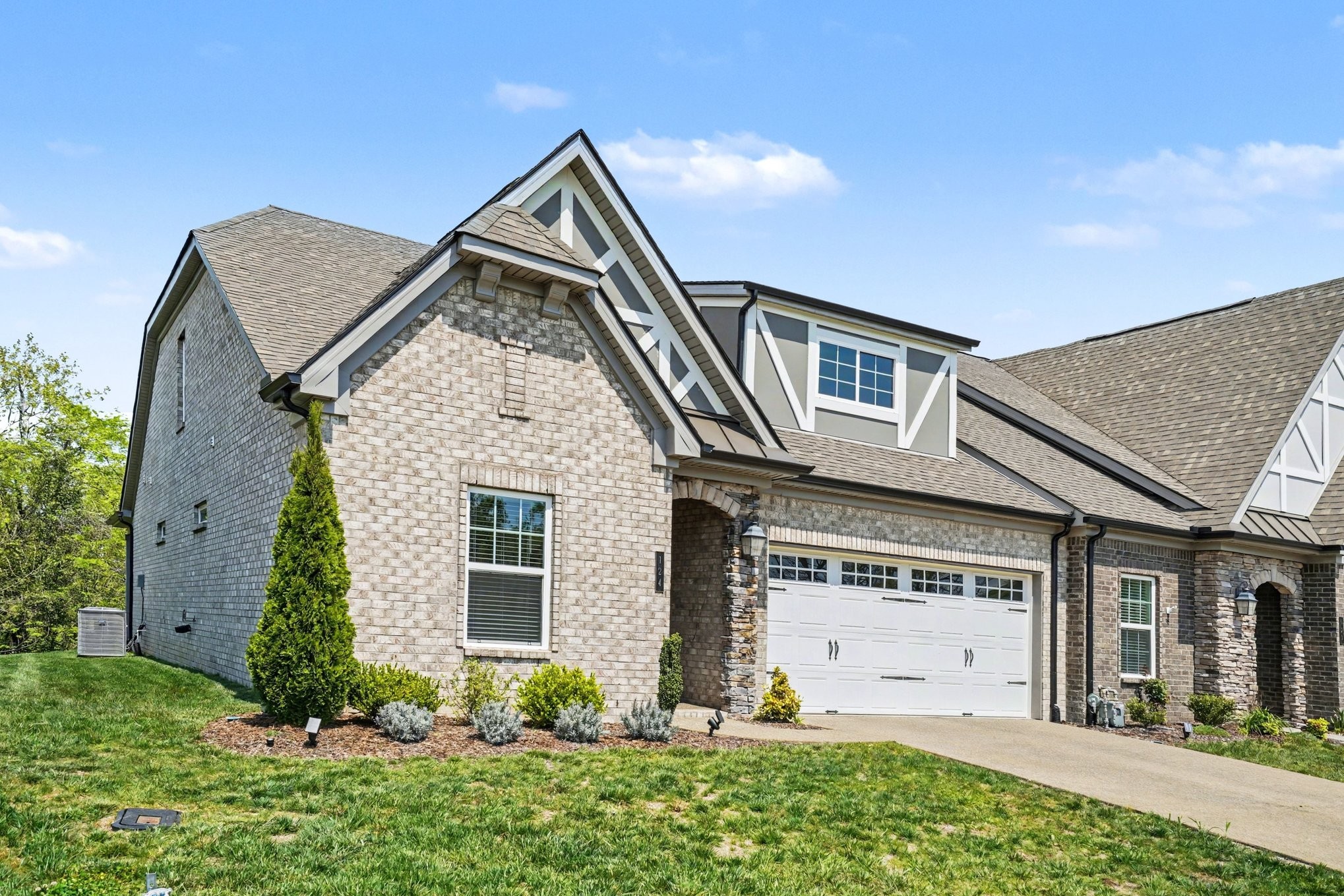 124 Owl Hollow Rd