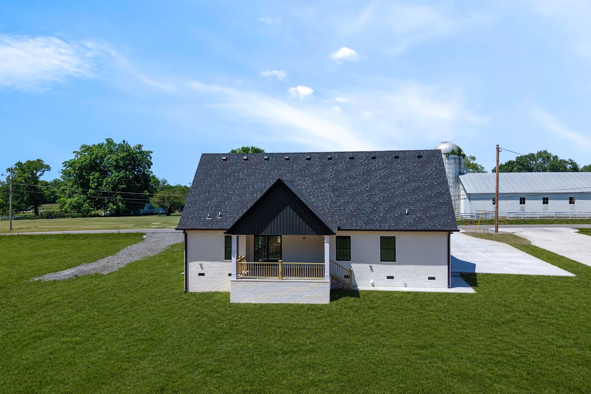 112 Jennings Lane