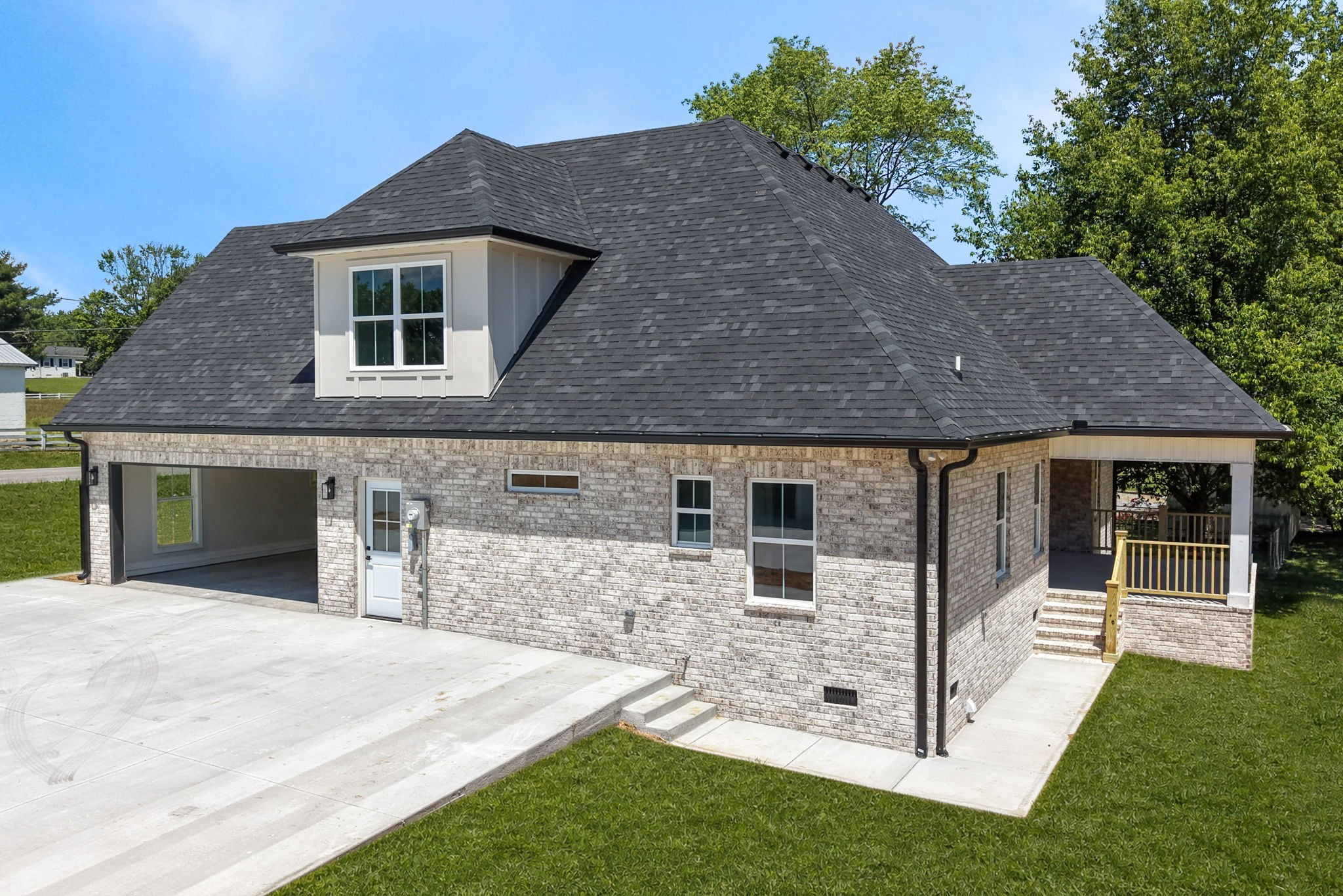 114 Jennings Lane