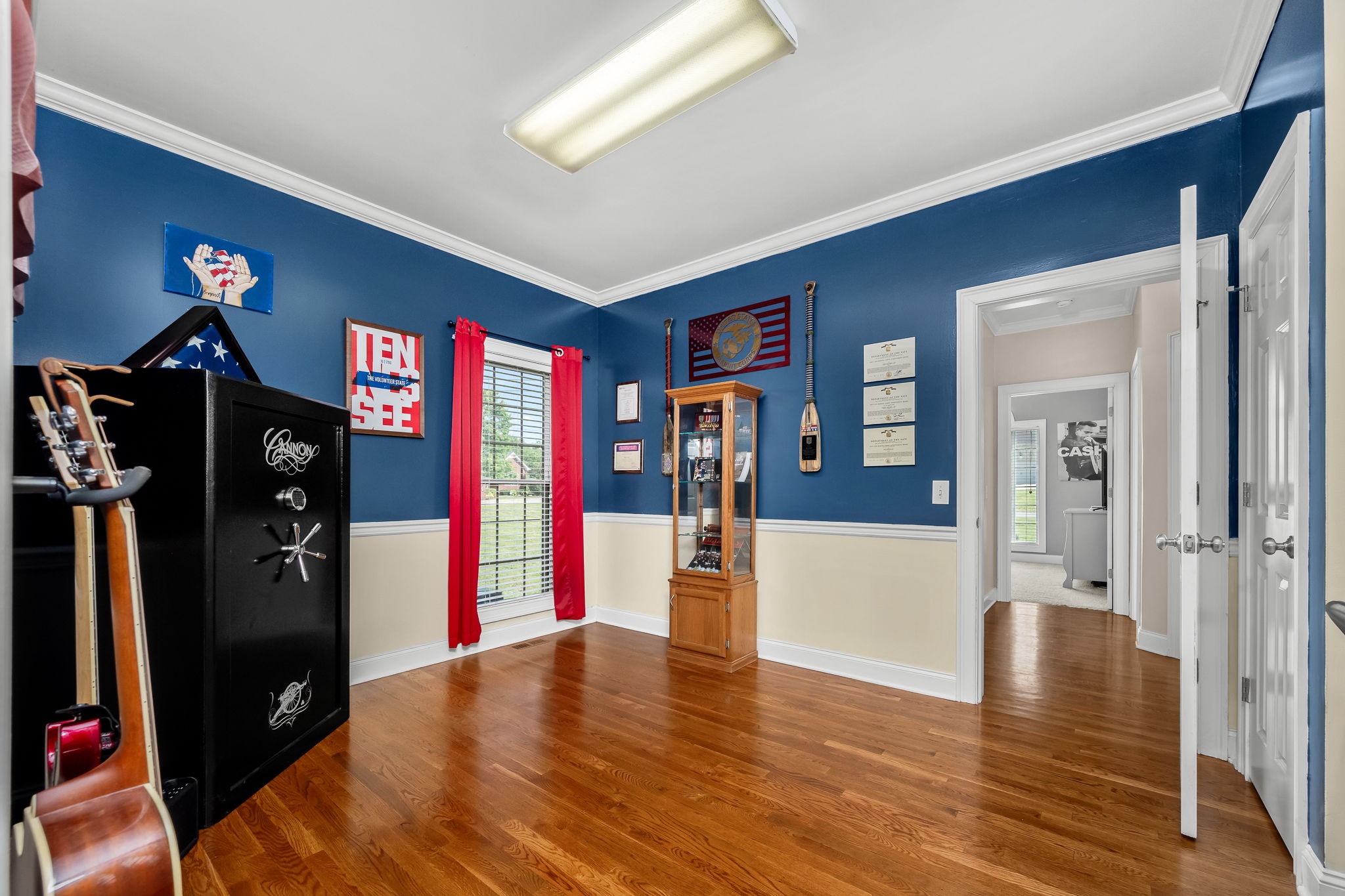 100 Canary Ln