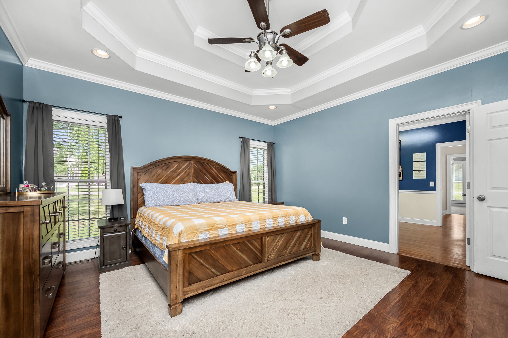 100 Canary Ln